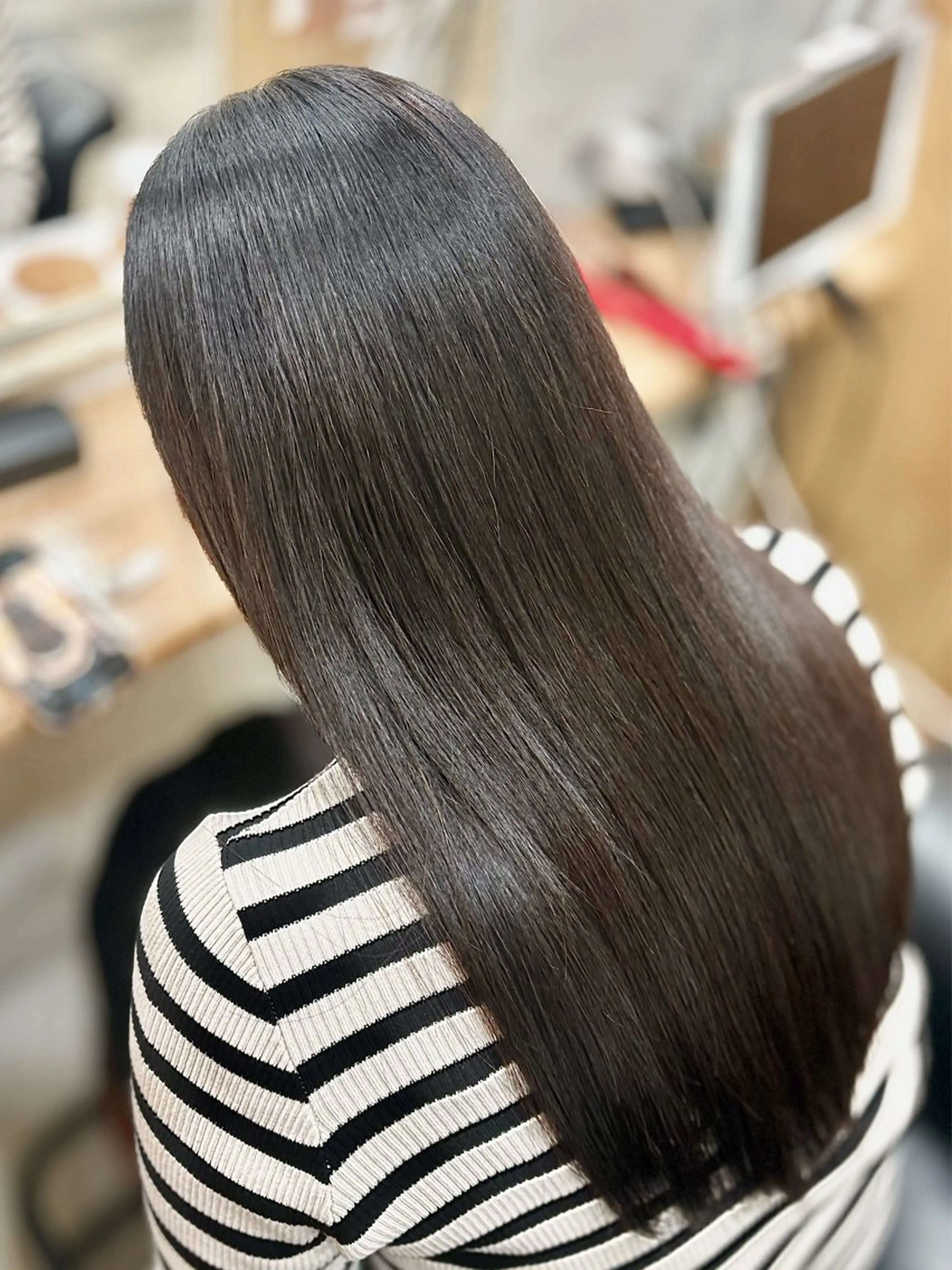 ロング カット 縮毛矯正 白鳥 正孝のヘアスタイル