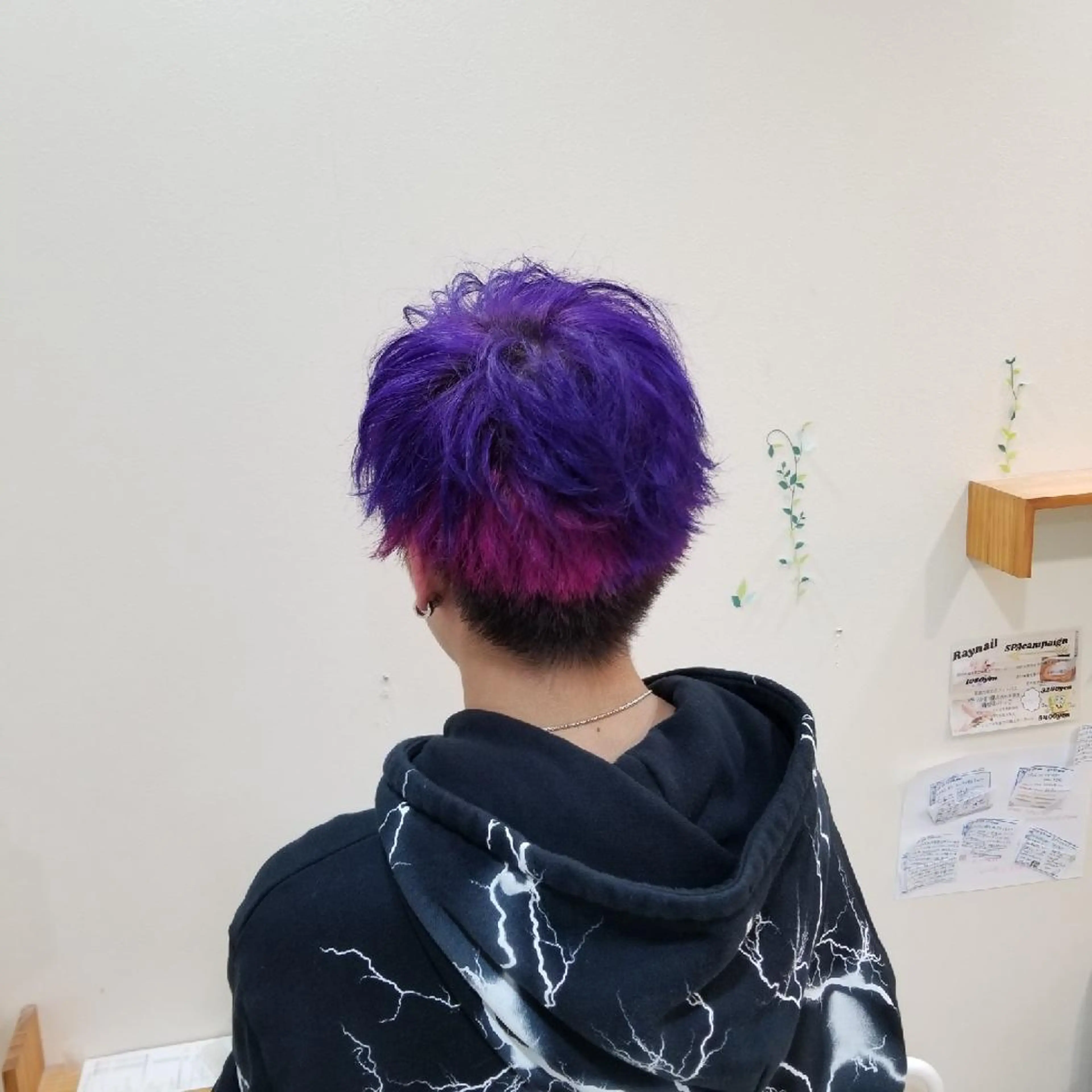 カラー SALOWIN栄 高須大貴のヘアスタイル
