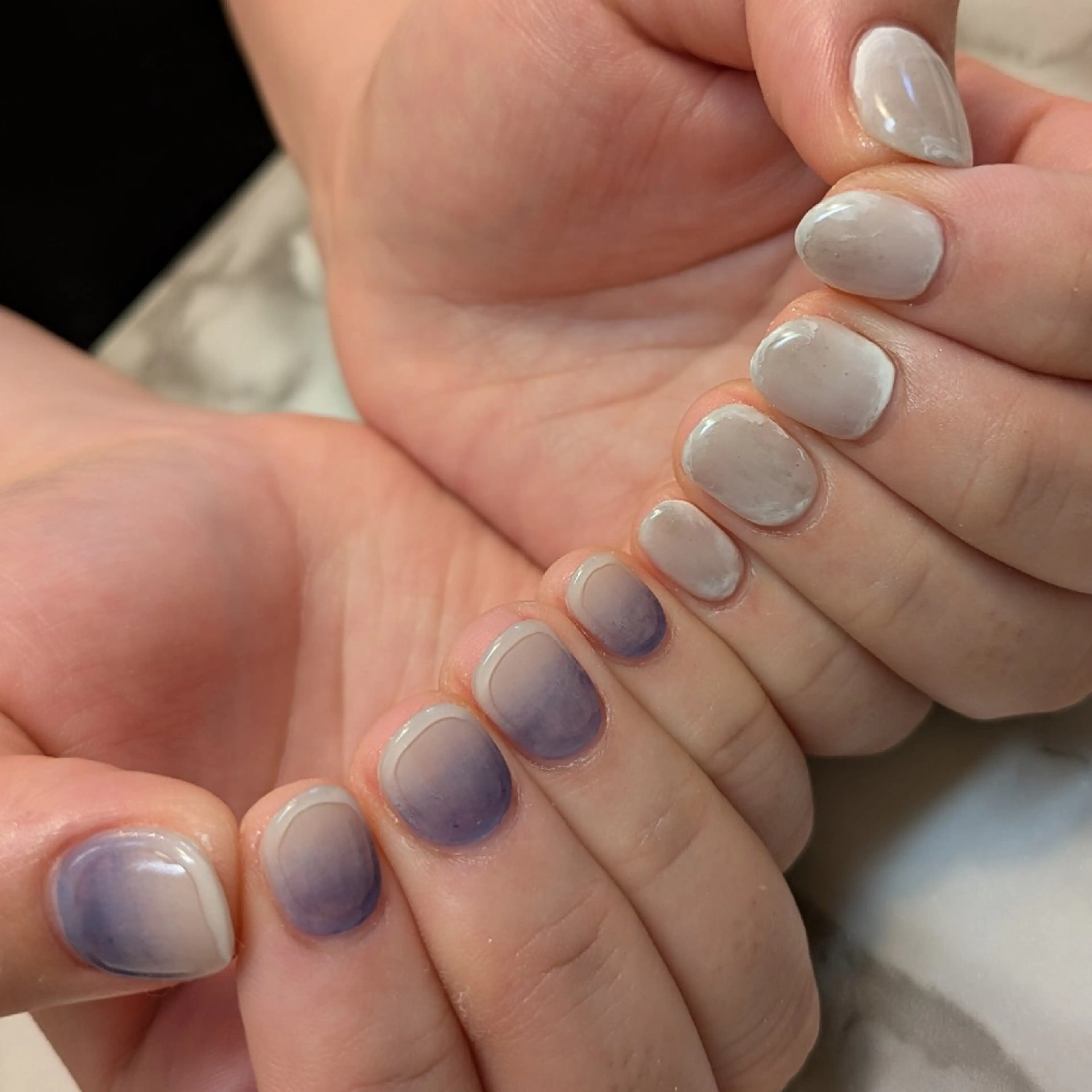 ネイル ニュアンスネイル ジェヌインネイル 河内のネイルデザイン