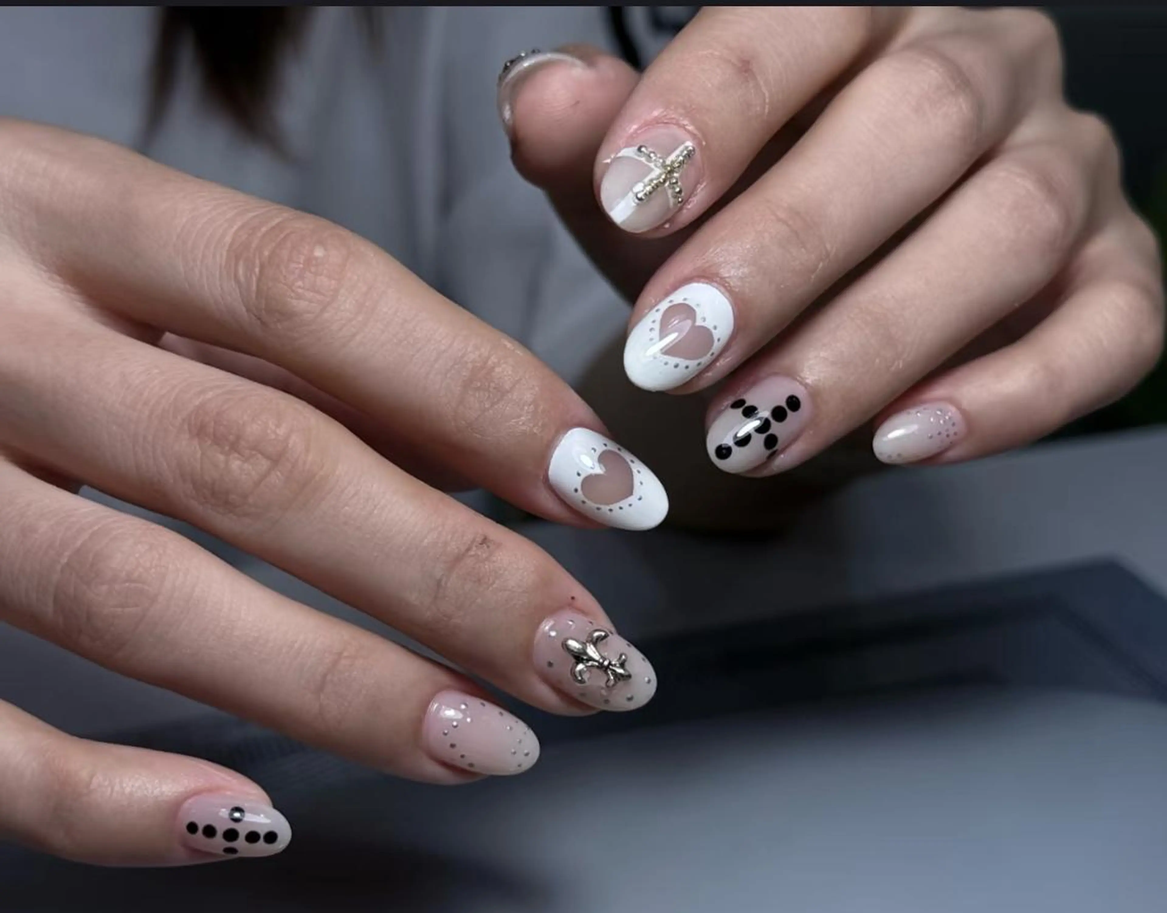 ネイル ハンドネイル Pure&Rich Nailのネイルデザイン