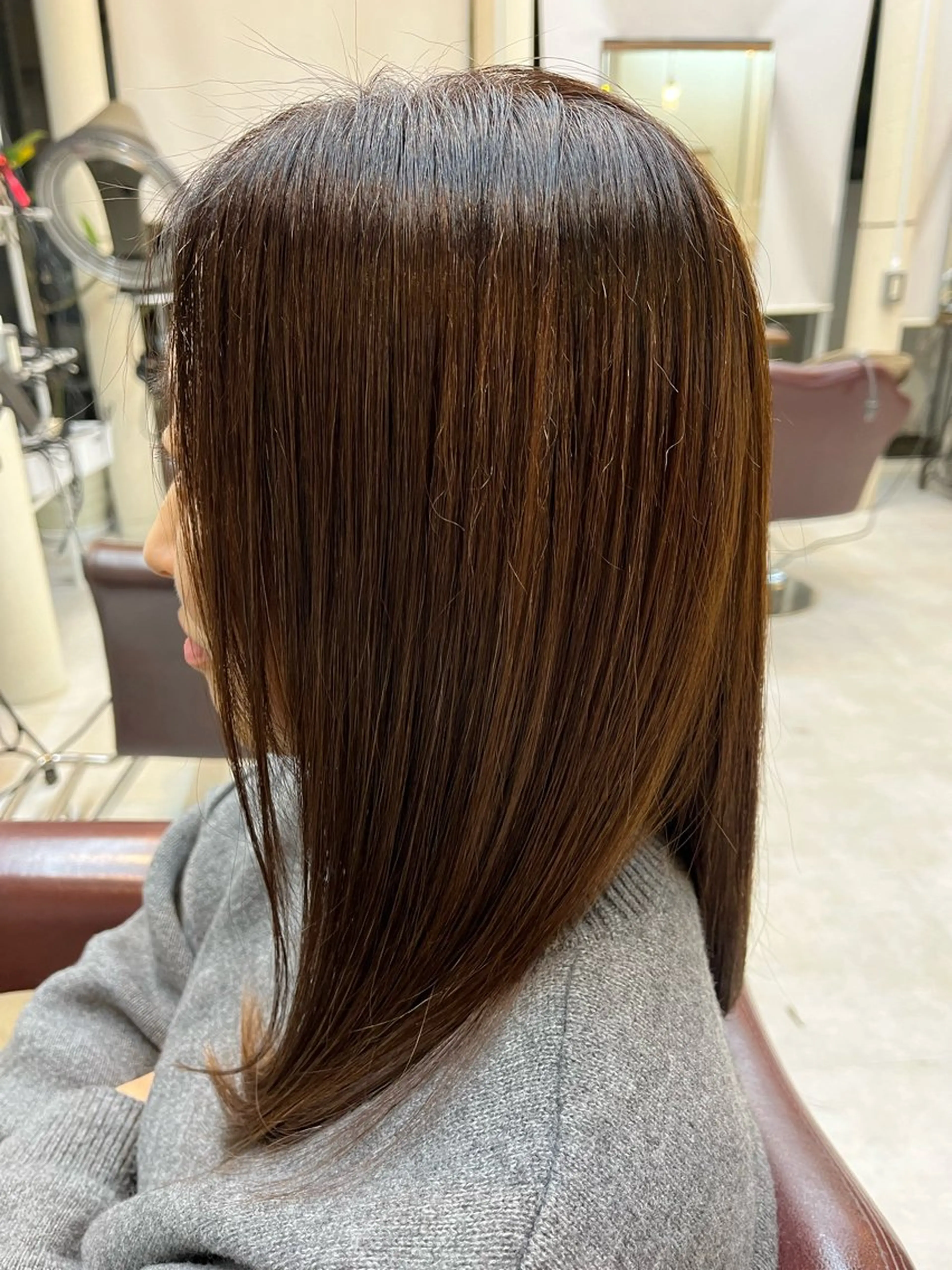 ロング ロング 岡部 夏生のヘアスタイル