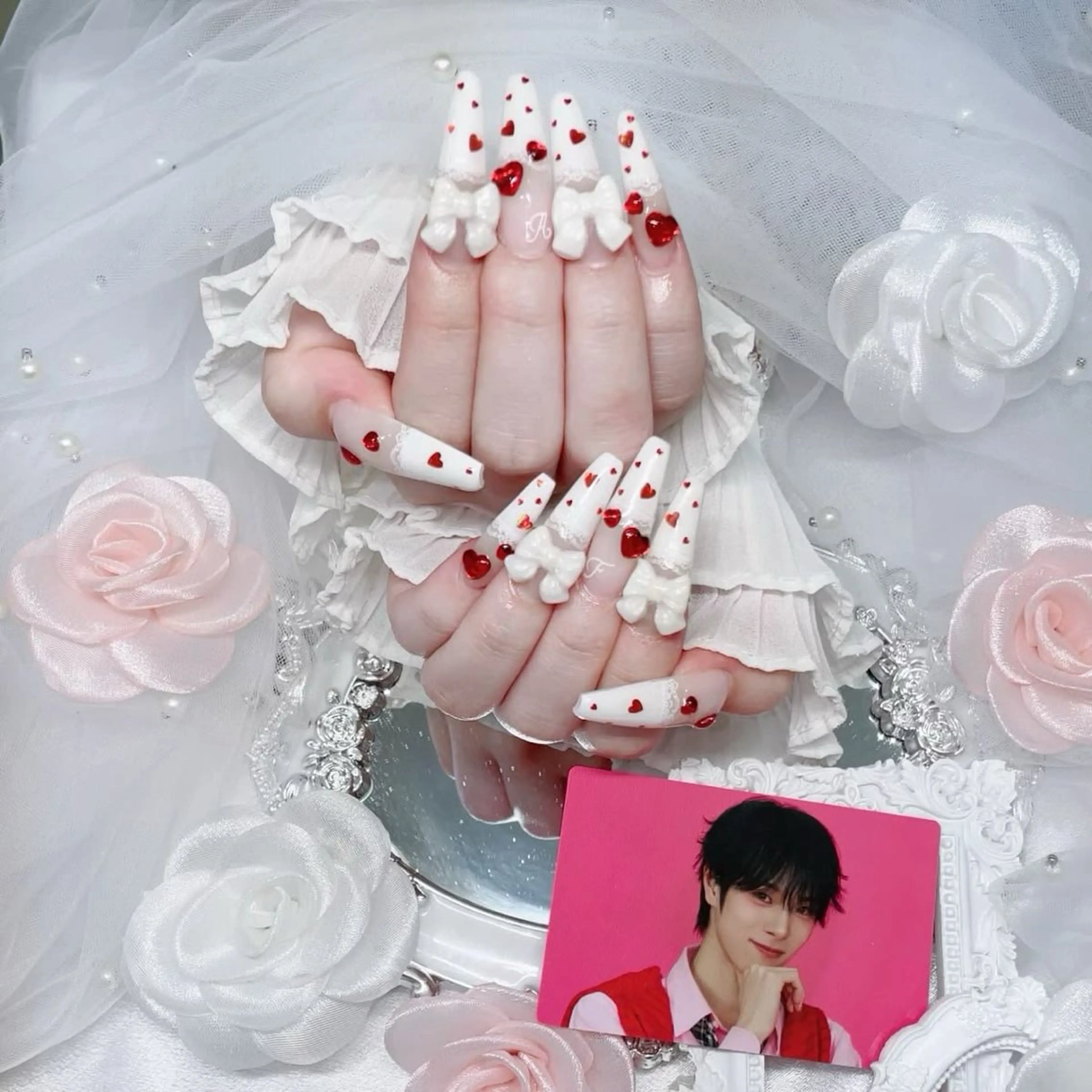 カラー グラデーションカラー ピンクカラー ハンドネイル AIN Nailのネイルデザイン