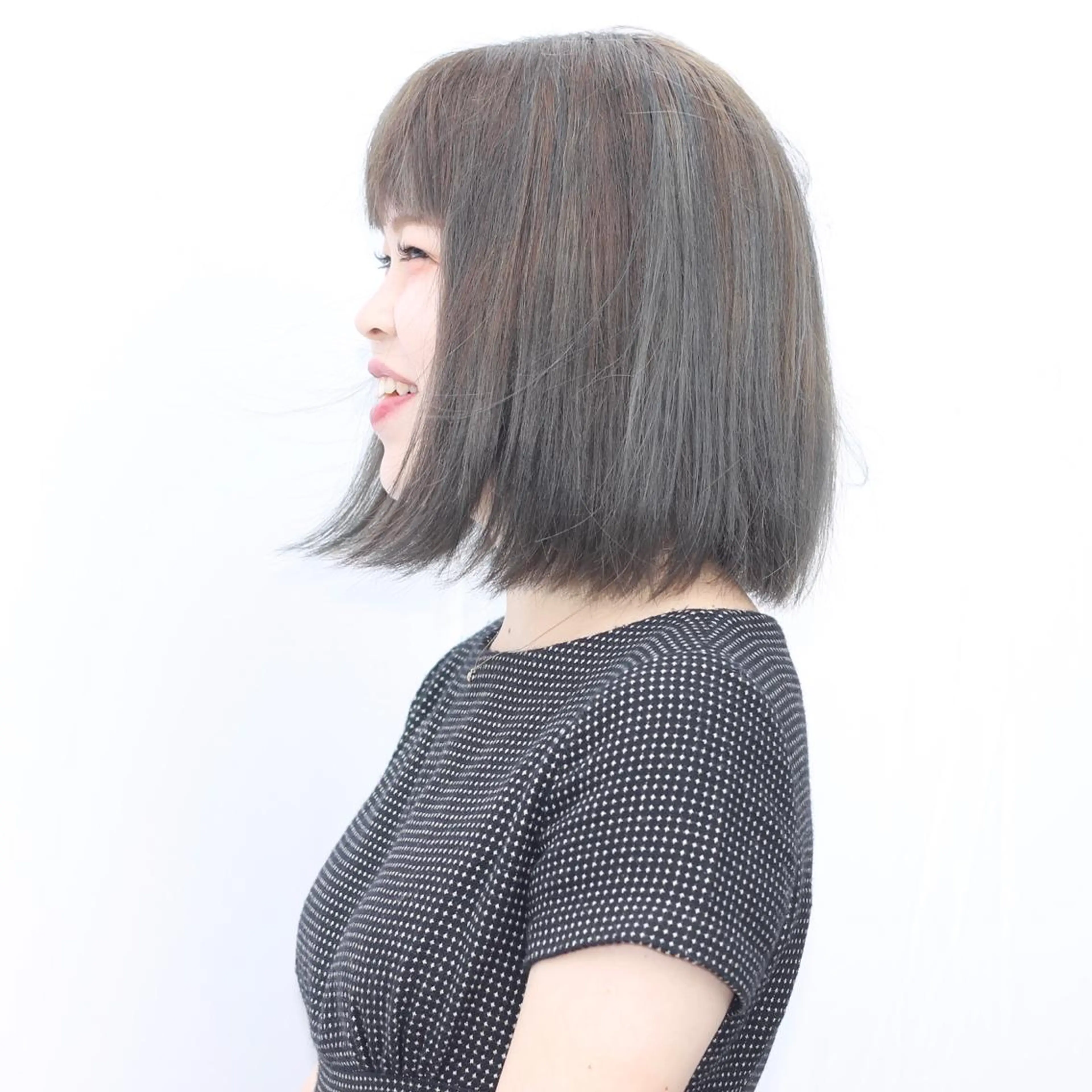 ミディアム カラー アッシュ ハイトーンカラー カット ヘアカラー 💛丁寧さNo.🥇 🧸片山智裕💛のヘアスタイル