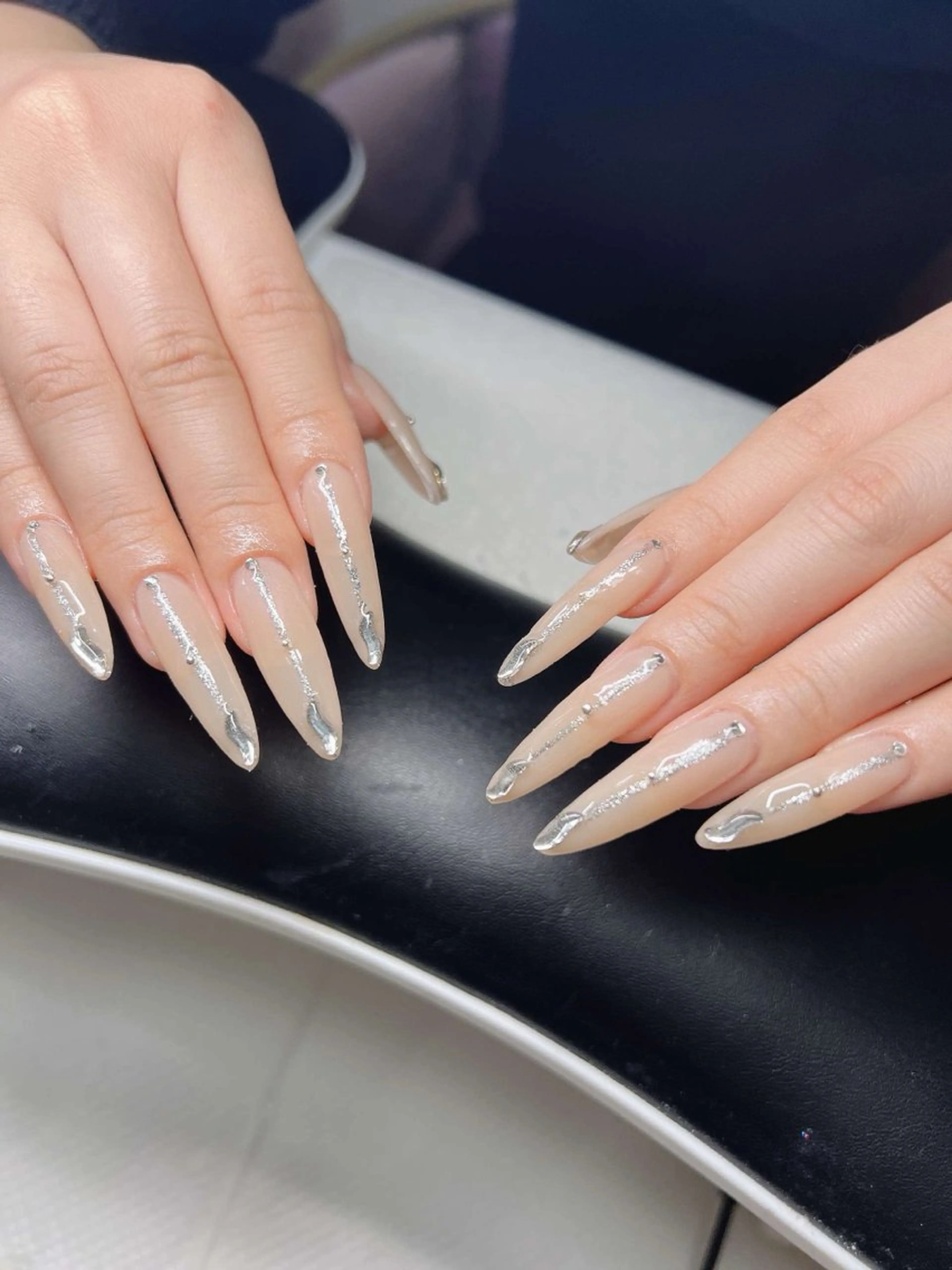 ネイル オーロラネイル チークネイル 長さ出し フットネイル フレンチネイル Lee Nails チップ長さだし専門店のネイルデザイン