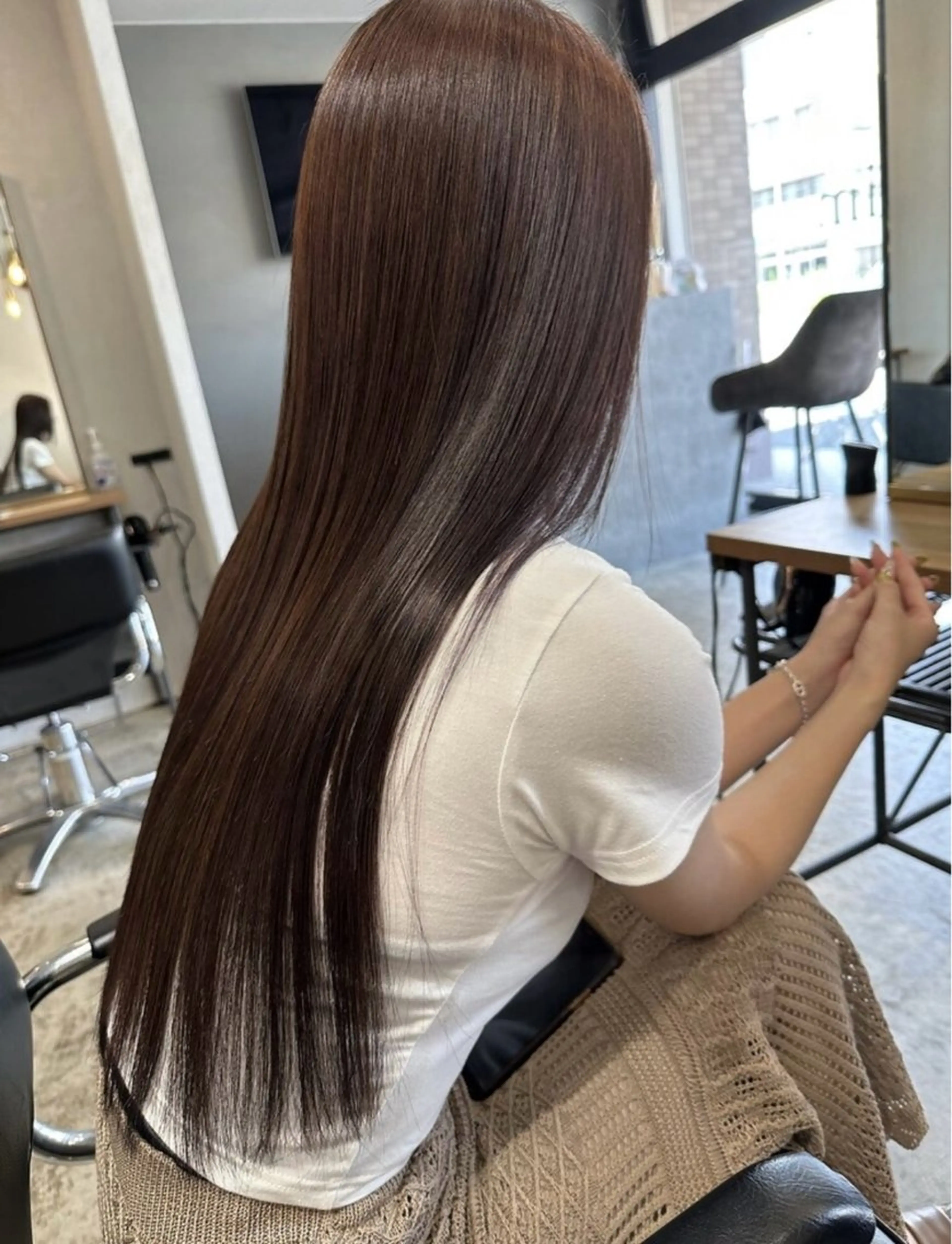 ロング カラー ブラウンカラー 透明感カラー カット ヘアカラー トリートメント un ジュリアのヘアスタイル