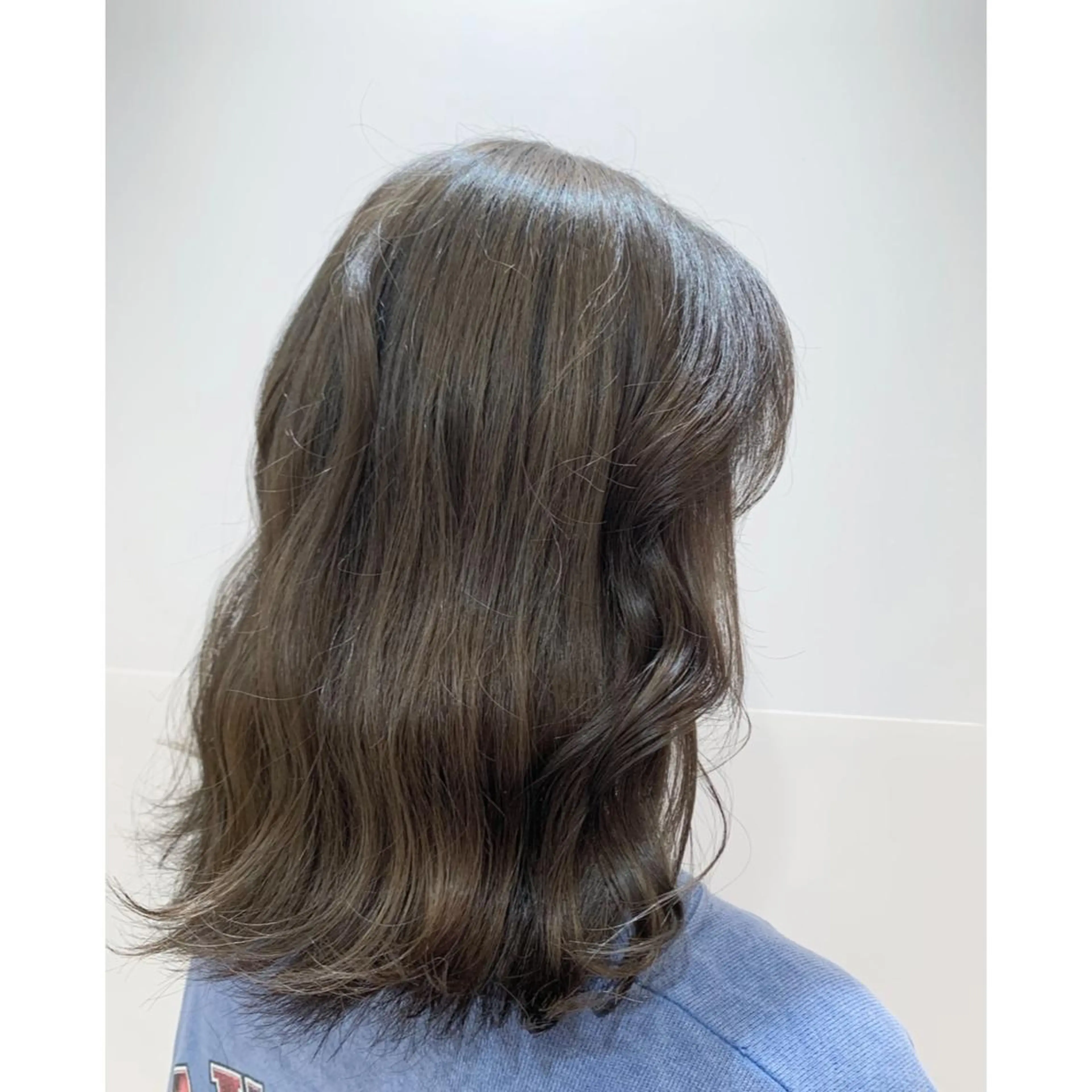 カラー グレージュ カーキグレージュ 韓国ヘア 🎀中川綾乃🎀のヘアスタイル