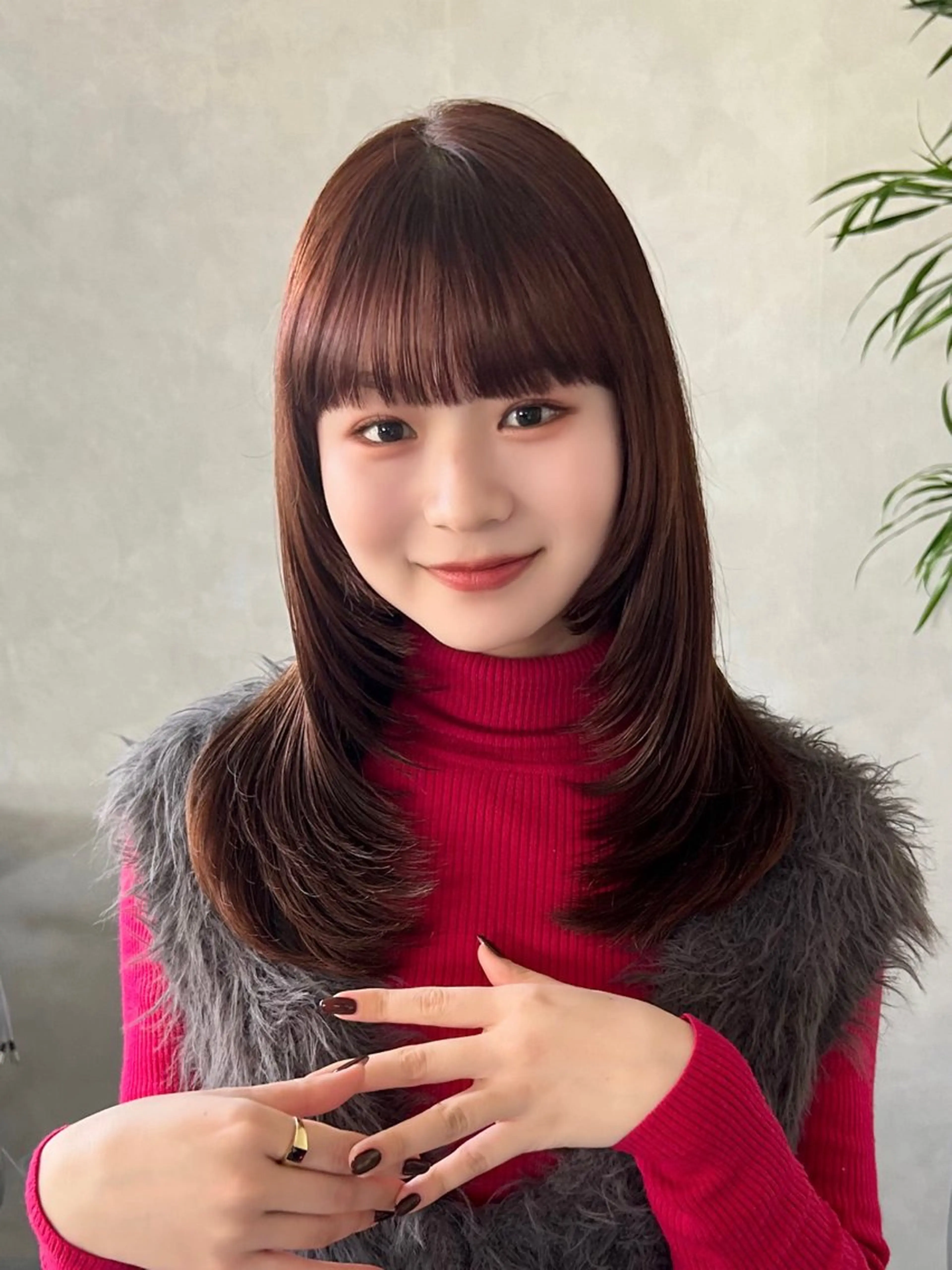 セミロング カラー ブラウンカラー ピンクカラー ピンクブラウン レイヤーカット ❤️ショートカット ・顔周りカット❤️のヘアスタイル