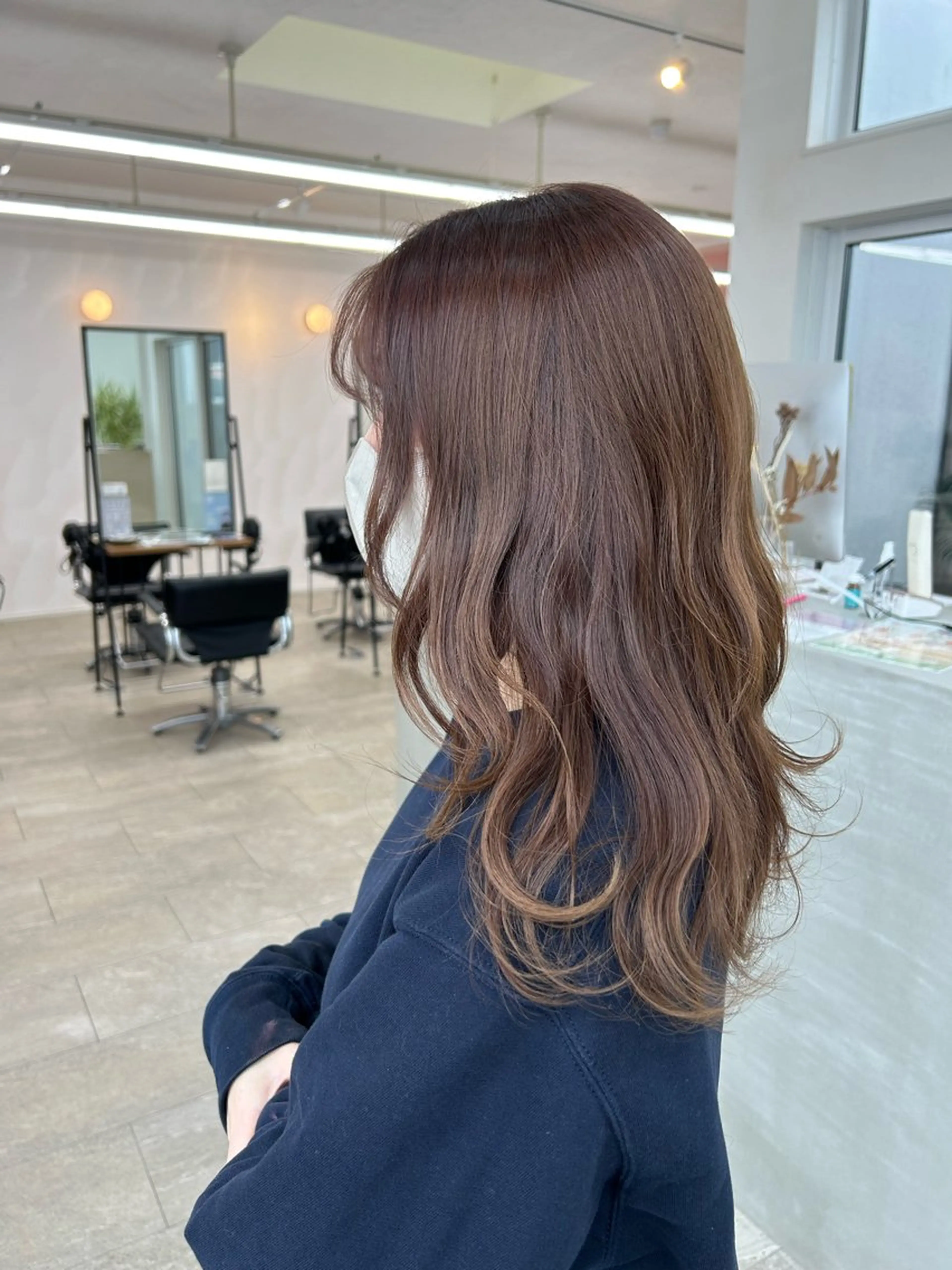 ロング カラー ヘアカラー トリートメント suehiro yunaのヘアスタイル
