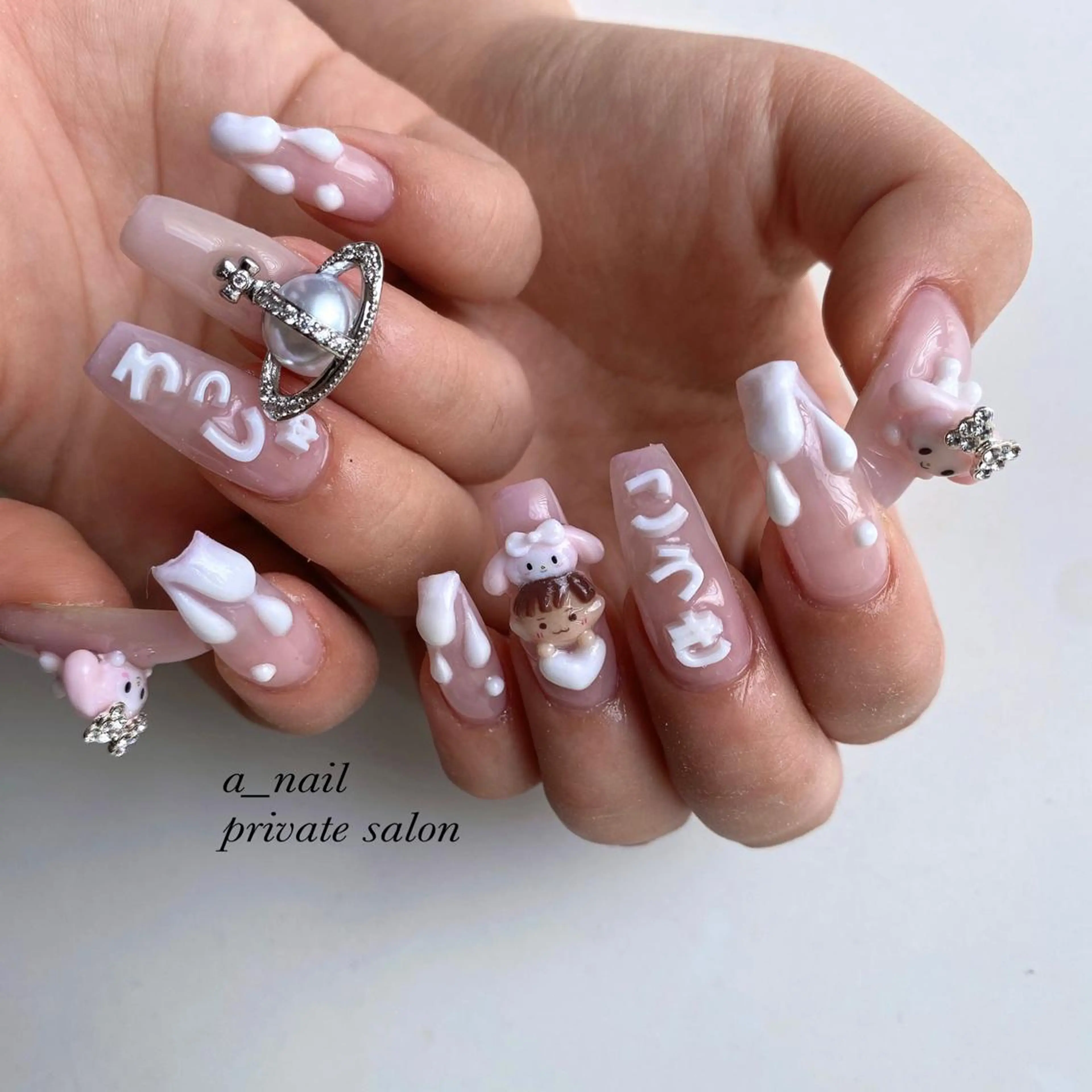 ネイル アニマル柄 フレンチネイル ジェルネイル 氷ネイル・うるうるネイル レース 菅 恵奈のネイルデザイン