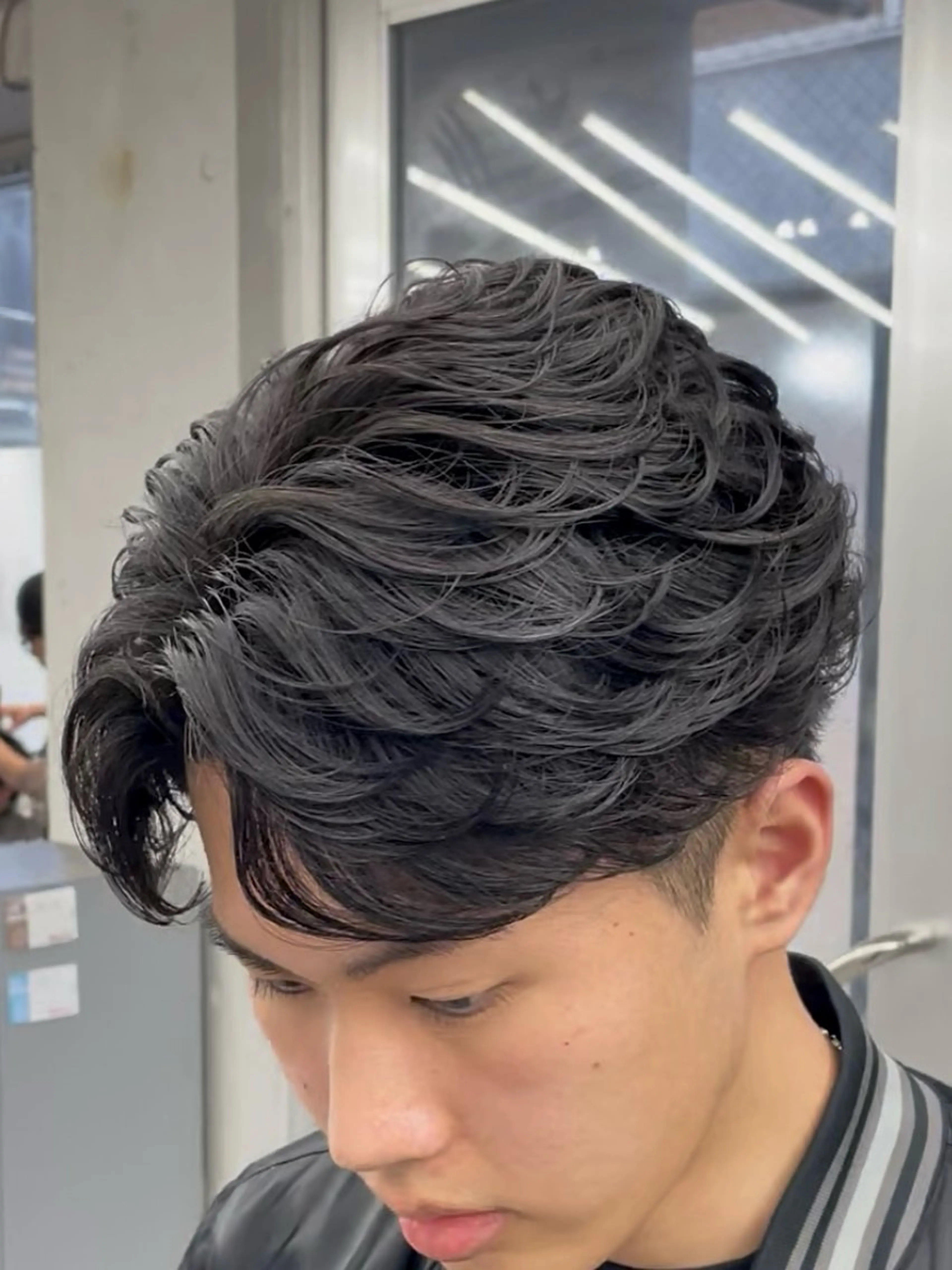 パーマ メンズ フェザーパーマ メンズパーマ カット パーマ トリートメント 🔱OVARL🔱 メンズパーマ/たいがのヘアスタイル