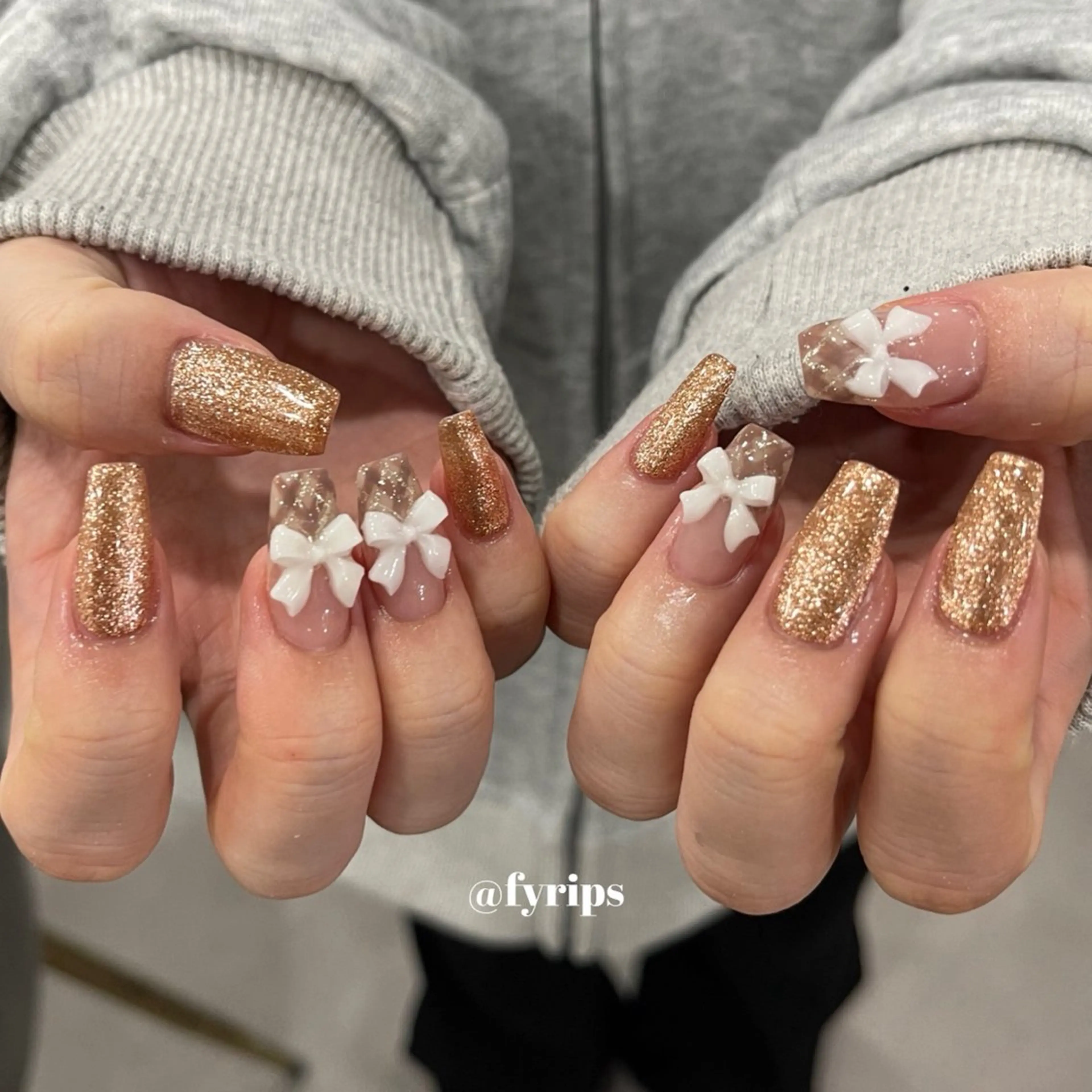 ネイル リボン ハンドネイル karin 【吉祥寺ネイル】のネイルデザイン