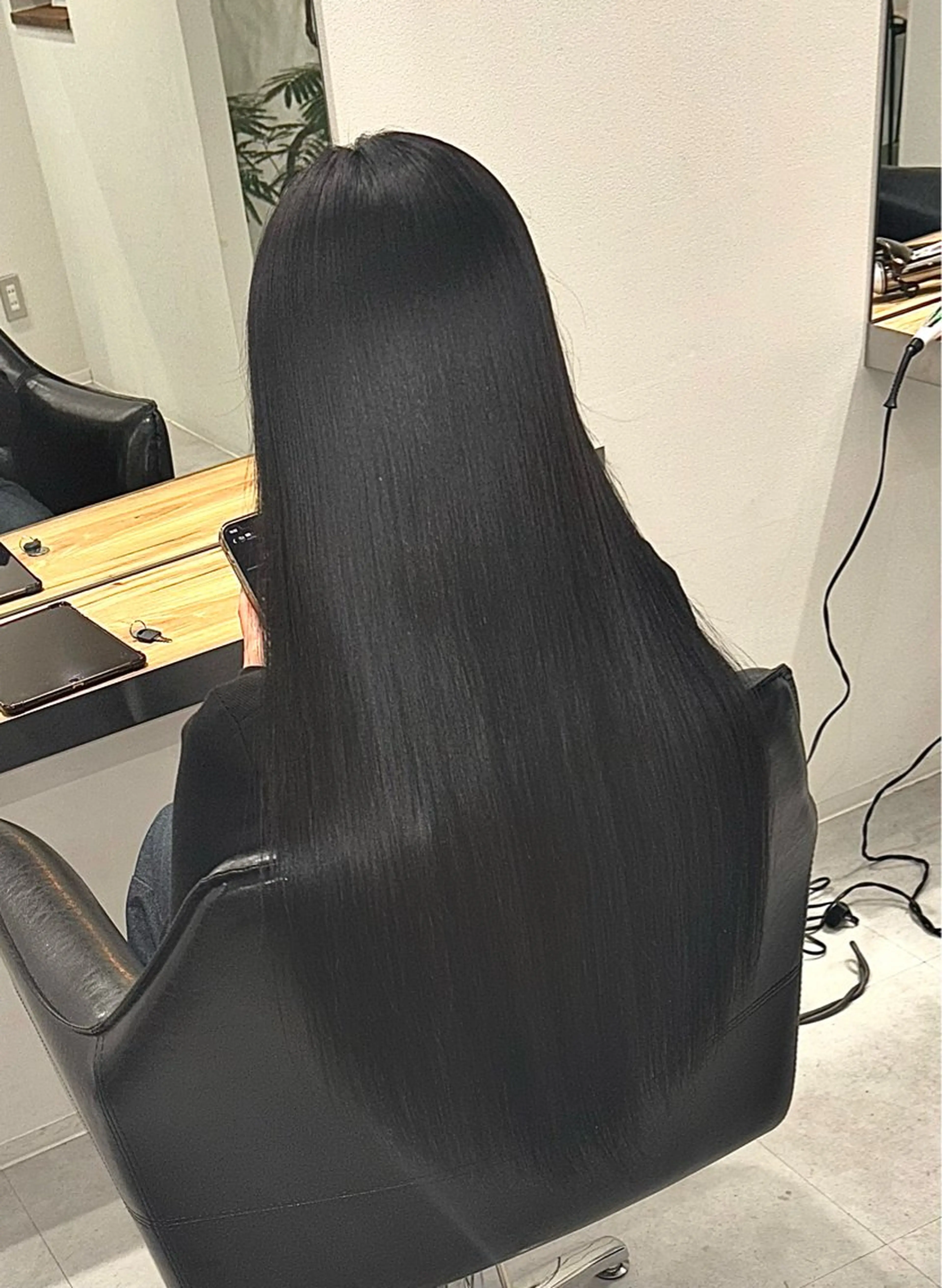 ロング カラー 久次米 智人のヘアスタイル