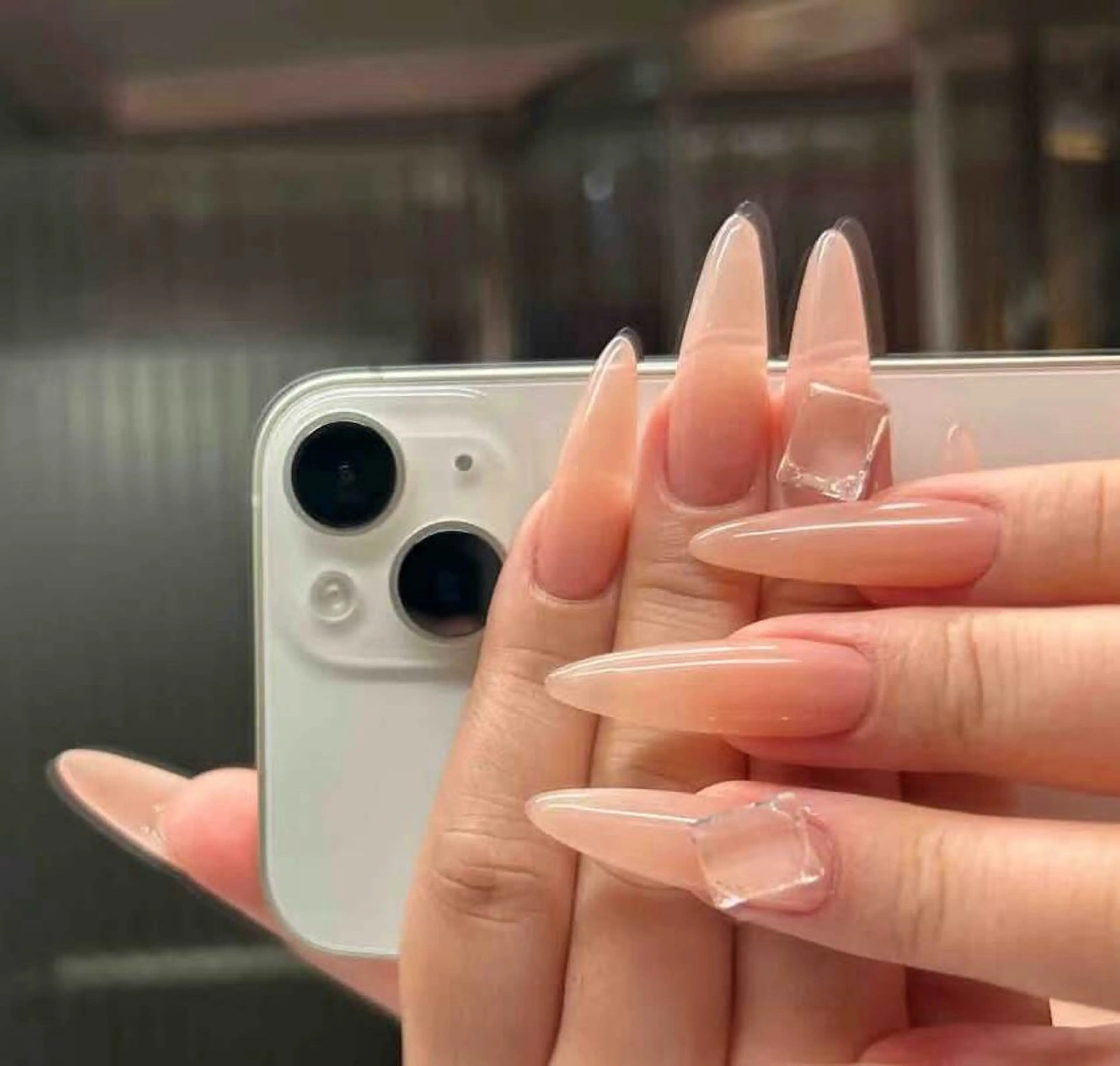 ネイル オーロラネイル フラワーネイル フットネイル フレンチネイル ジェルネイル ハンドネイル BabyYouMi nailのネイルデザイン