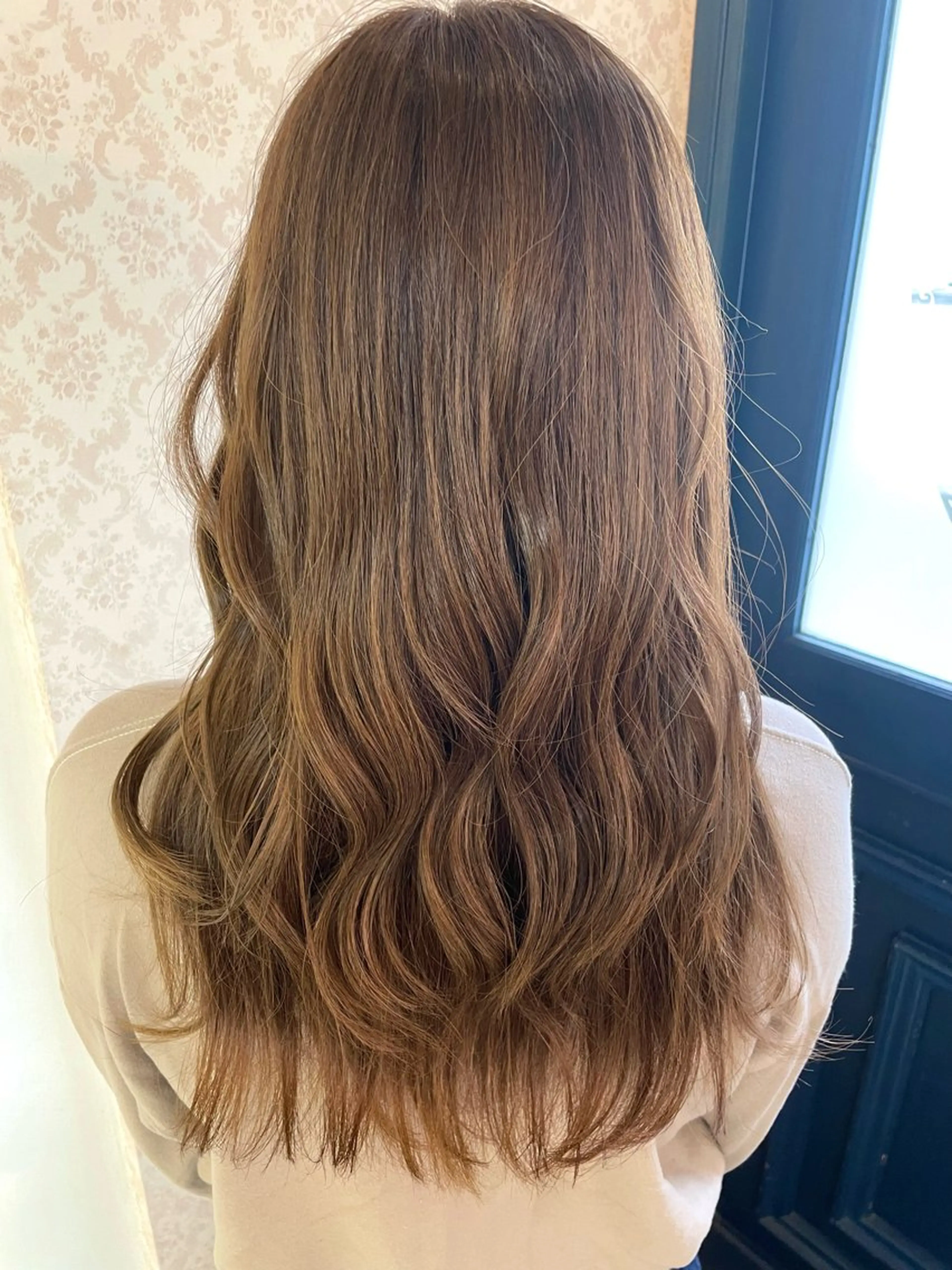 ロング カラー ヒヨシ ルナのヘアスタイル