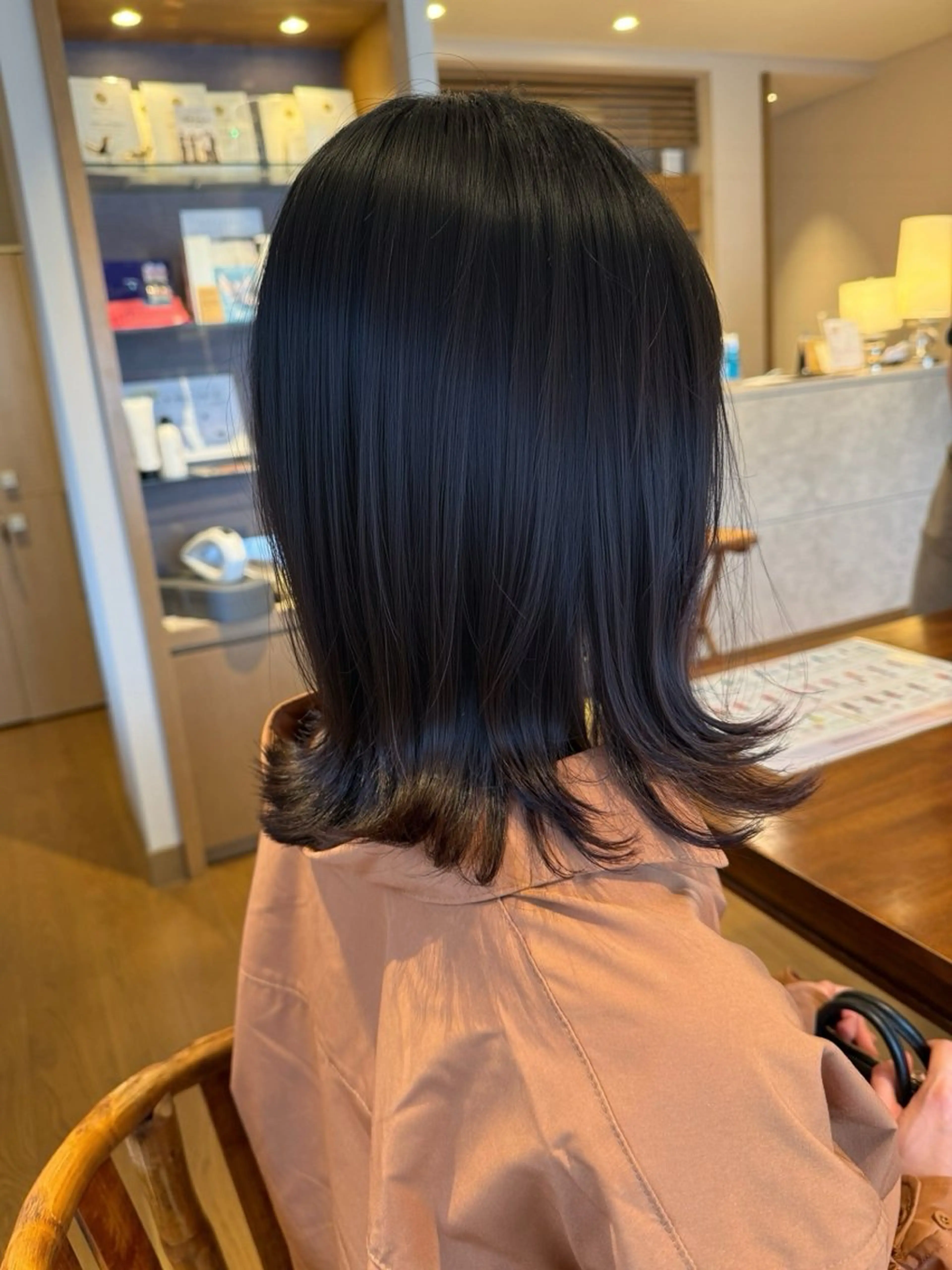 セミロング カット 津田 幹太のヘアスタイル