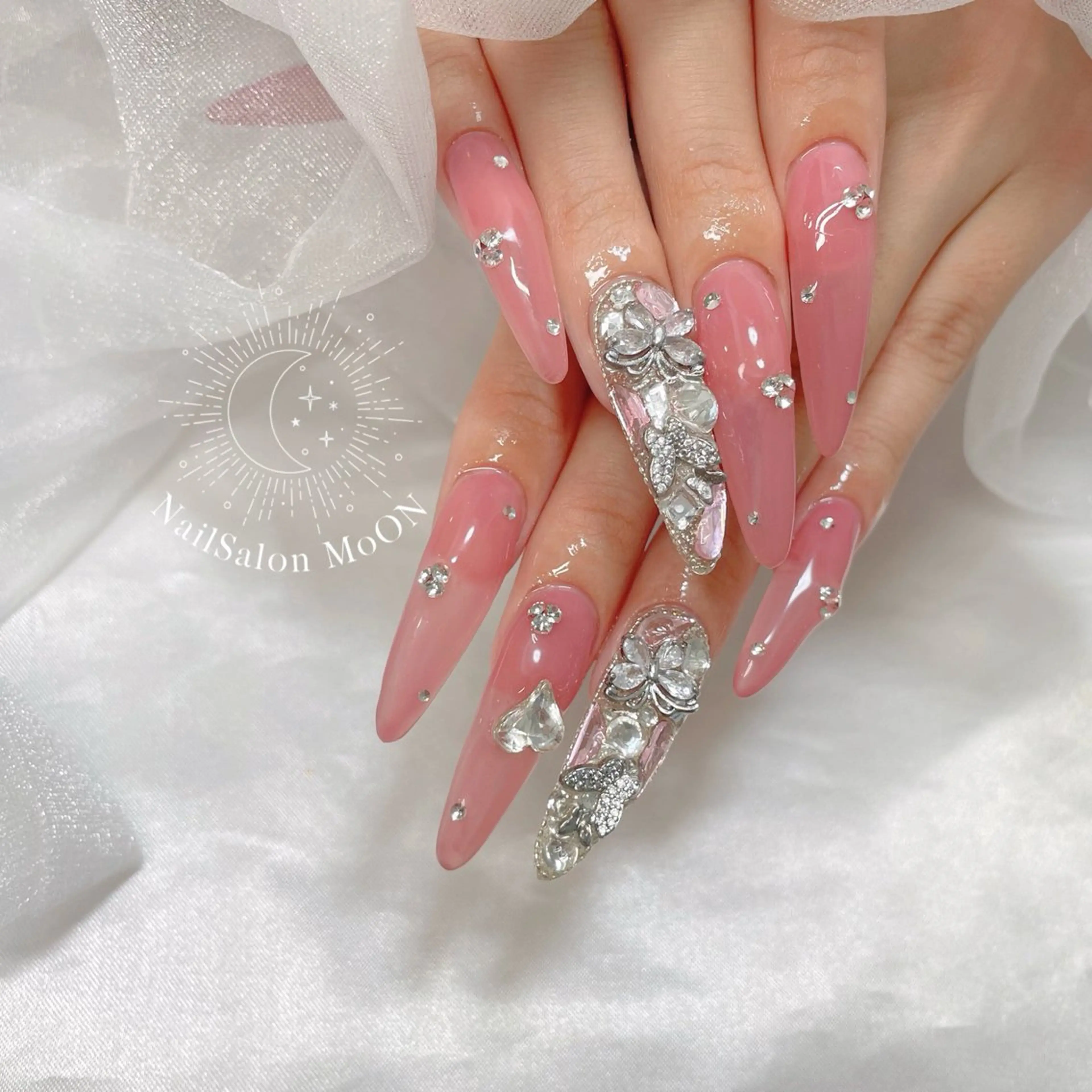 ネイル MoON...❤︎ MeGuのネイルデザイン