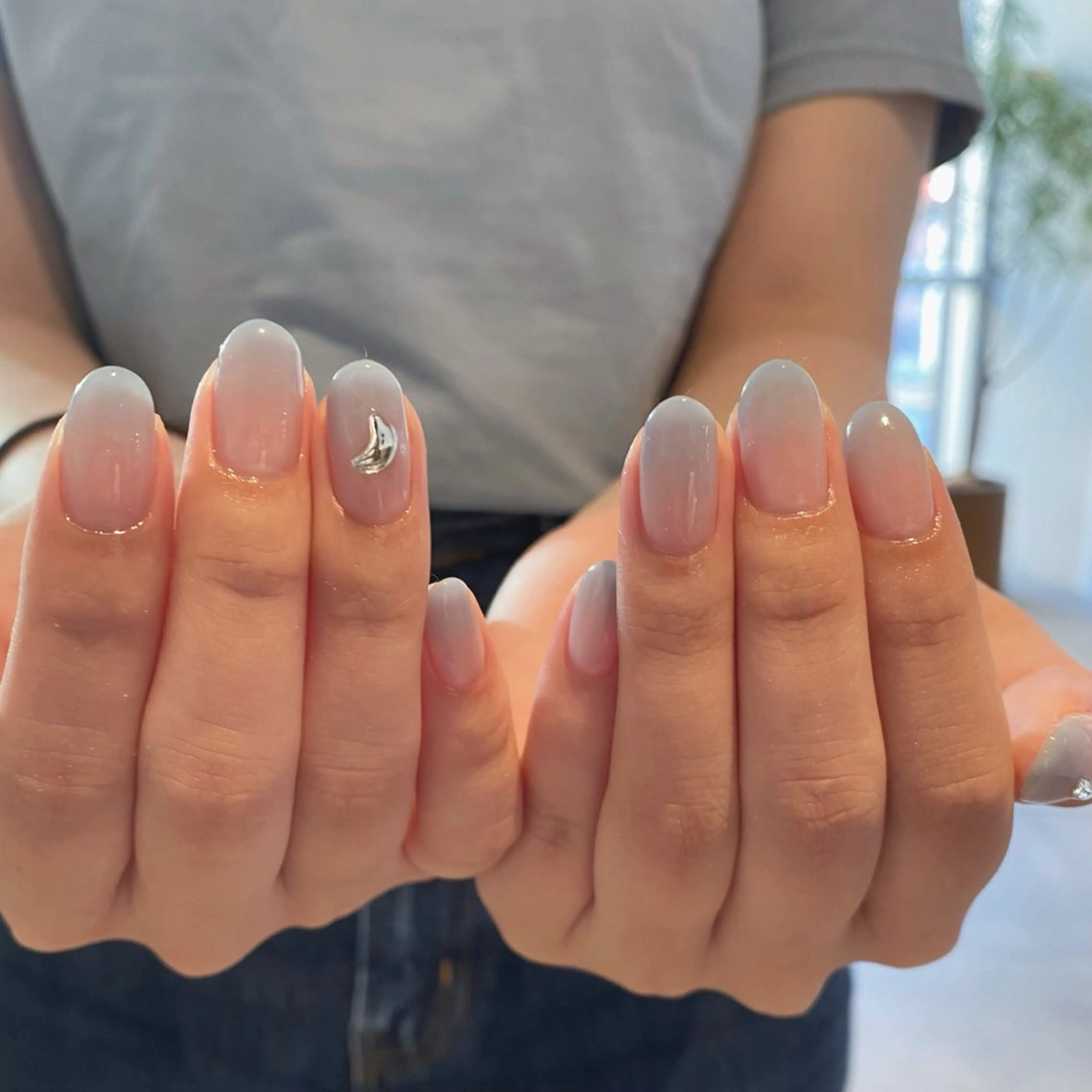 ネイル ハンドネイル 【LILY】 ainaのネイルデザイン