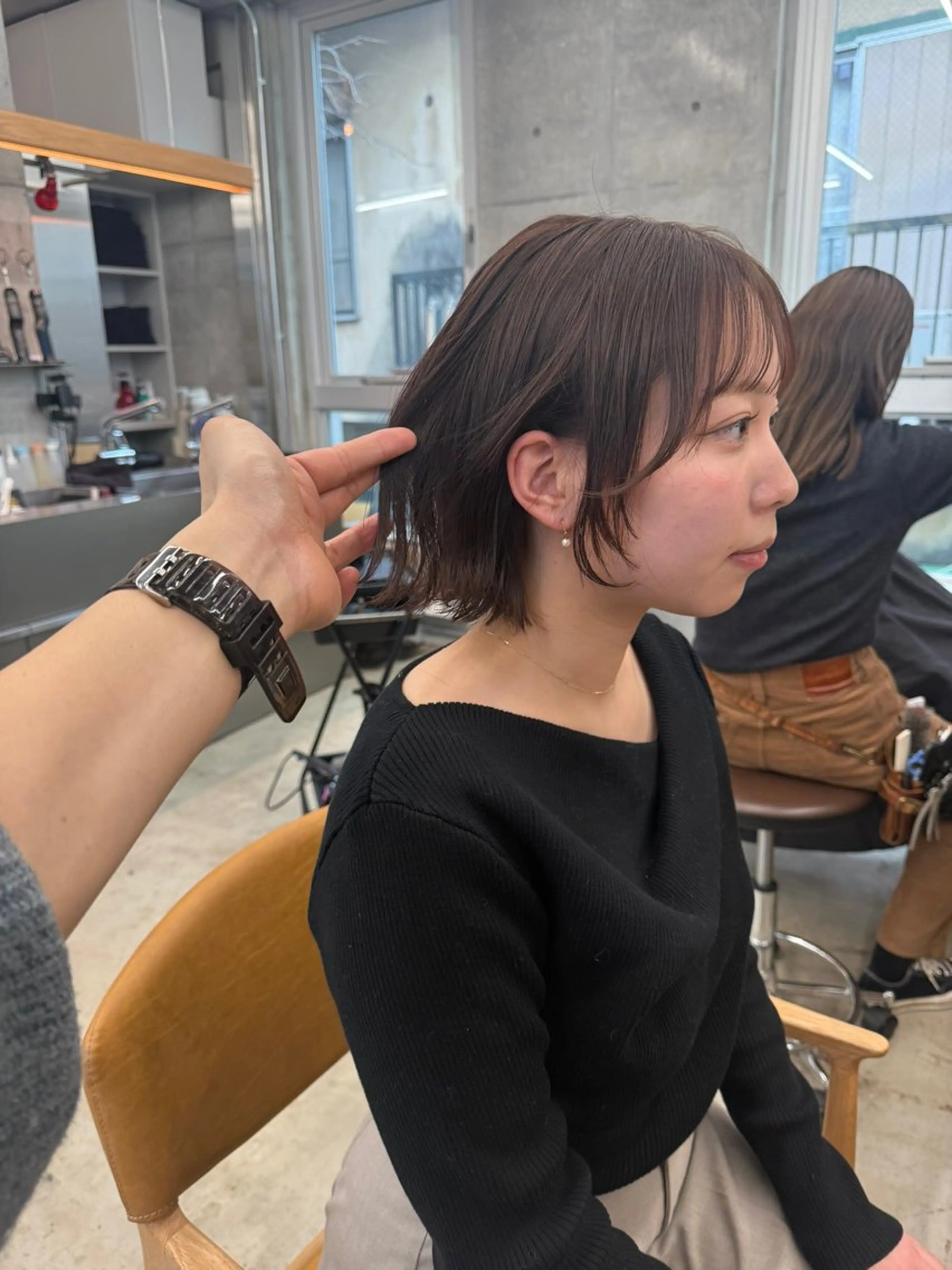 ショート カラー アッシュ ベージュカラー ブリーチ 透明感カラー グレージュ カット ヘアカラー トリートメント 誰より丁寧なカット/ 小林輝/レイヤーのヘアスタイル