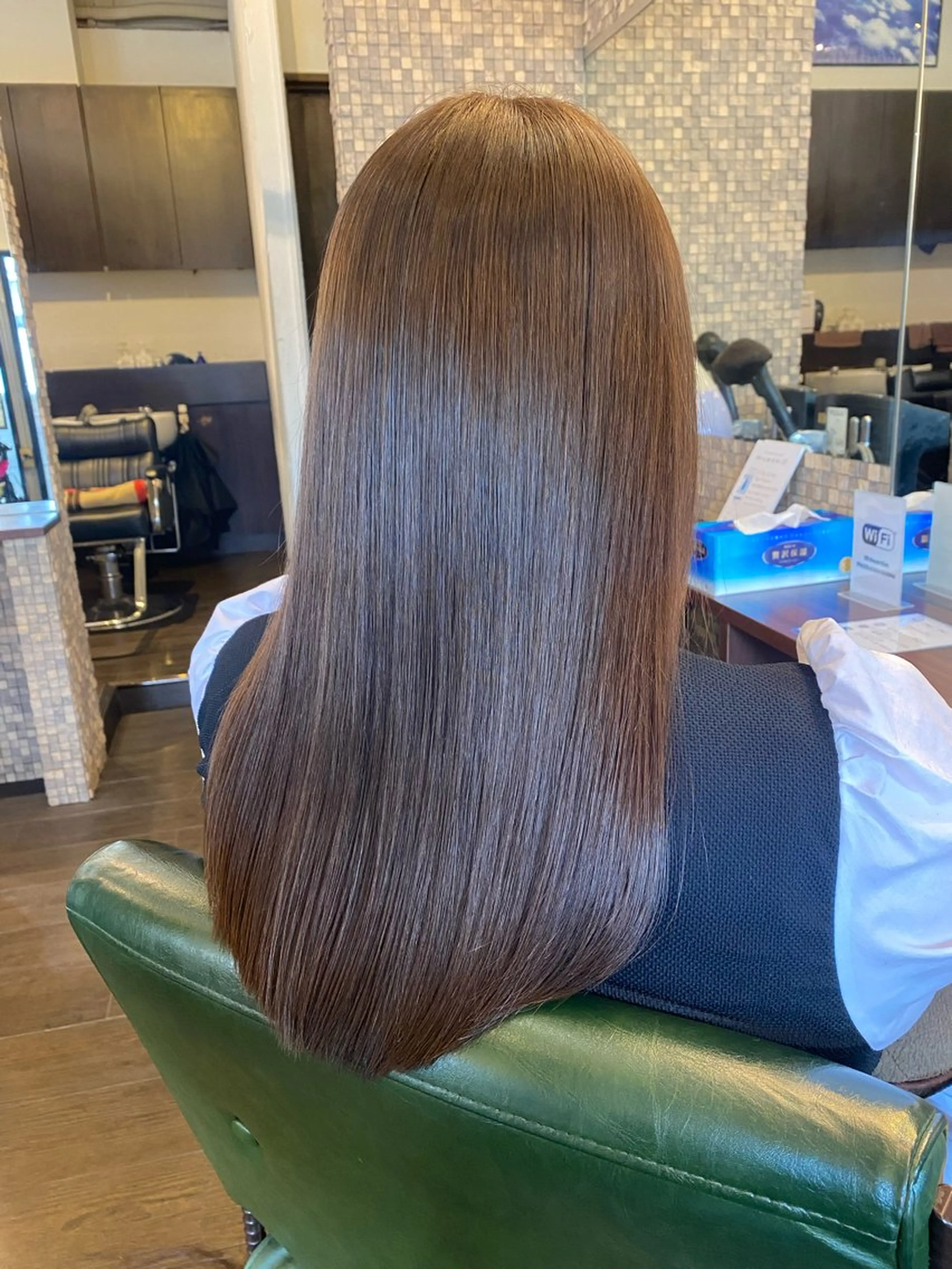 セミロング ヘアカラー 縮毛矯正 トリートメント 代官山/恵比寿所属・髪質改善/縮毛矯正 専門 代官山/恵比寿のヘアスタイル