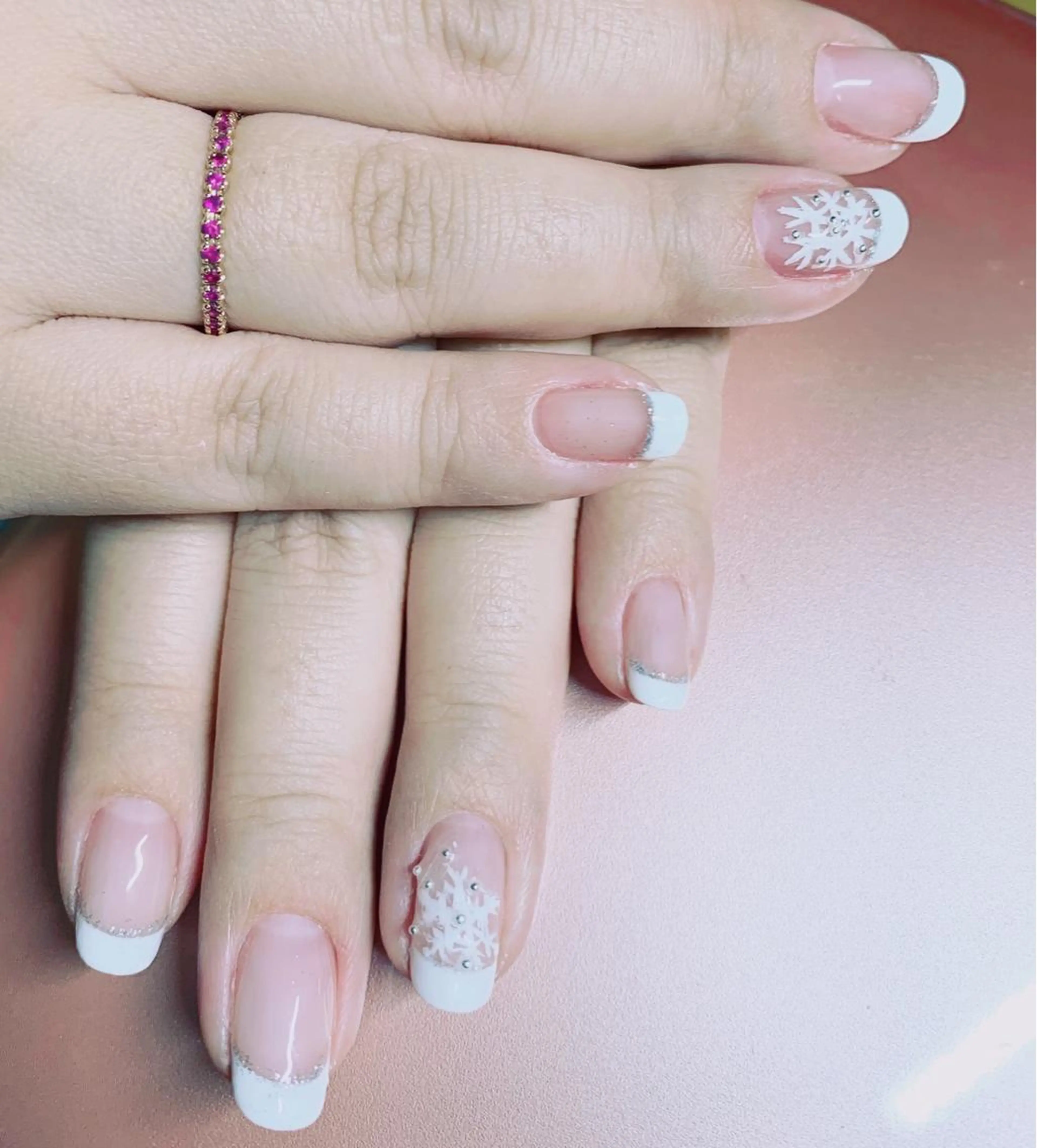 ネイル アートネイル フレンチネイル 池崎 美穂のネイルデザイン