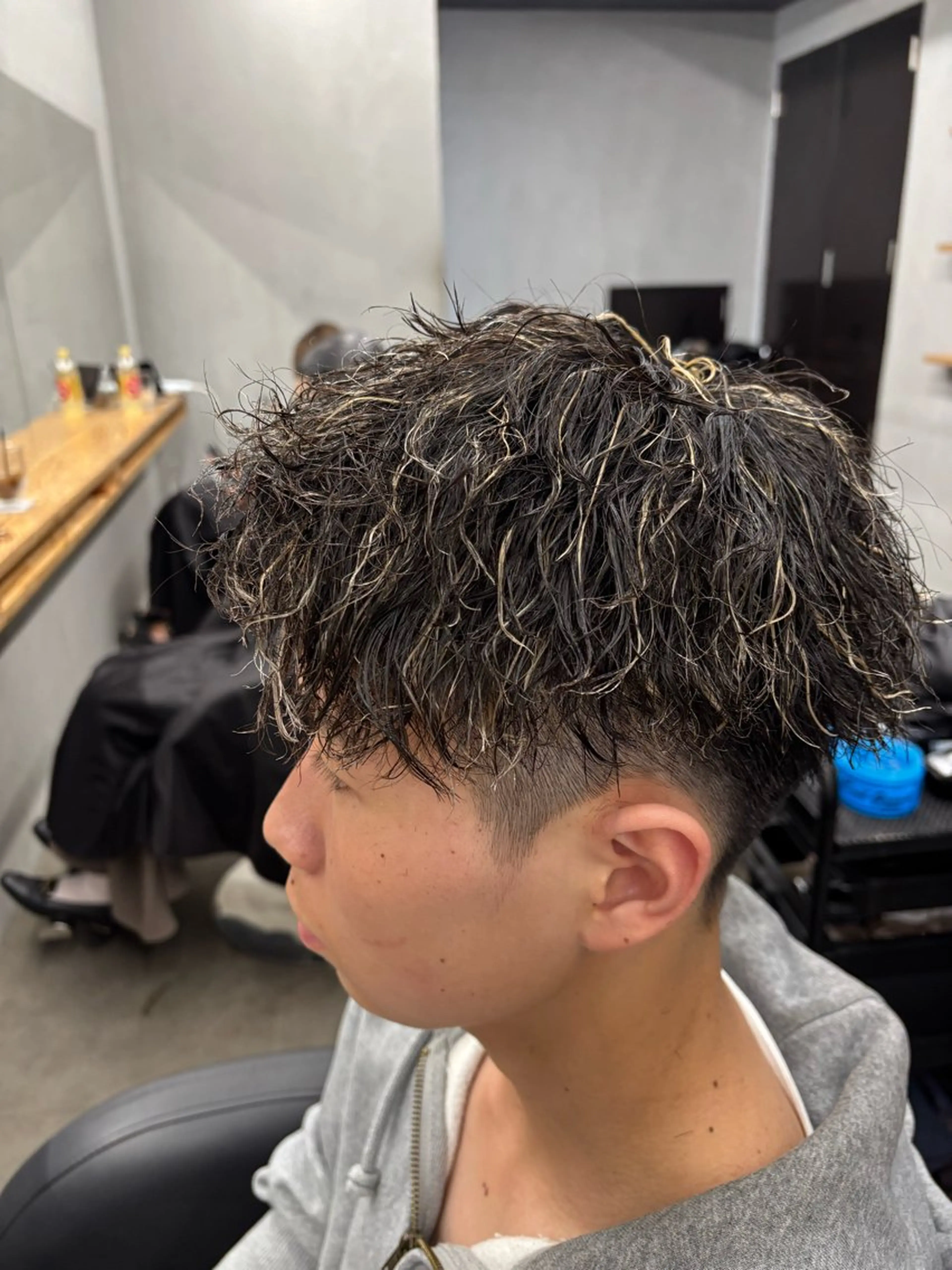 ショート カラー パーマ メンズ カット ヘアカラー パーマ トリートメント メンズ支持率NO.1 マサキのヘアスタイル