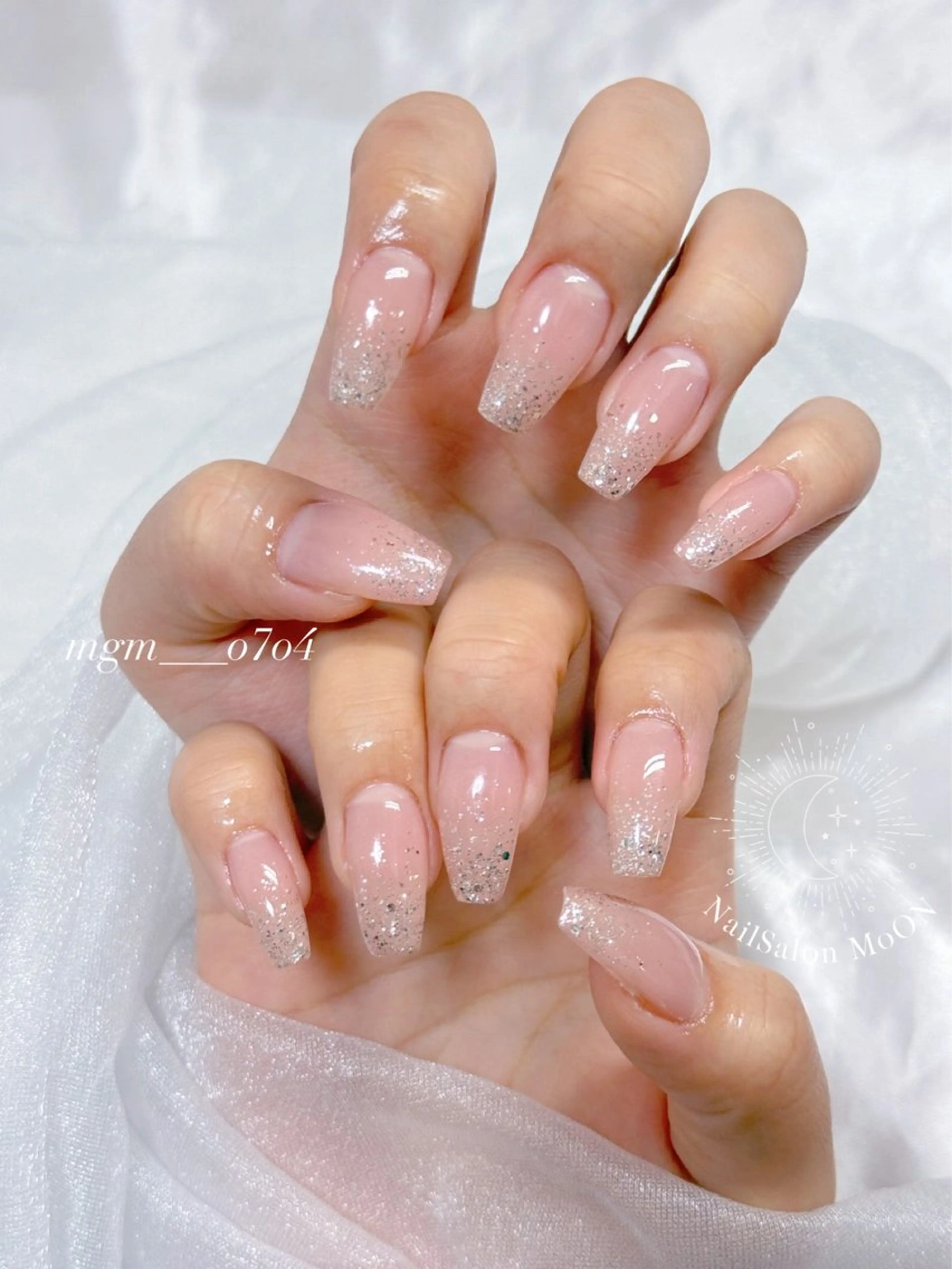 ハンドネイル ハンドケア MoON...❤︎ MeGuのネイルデザイン