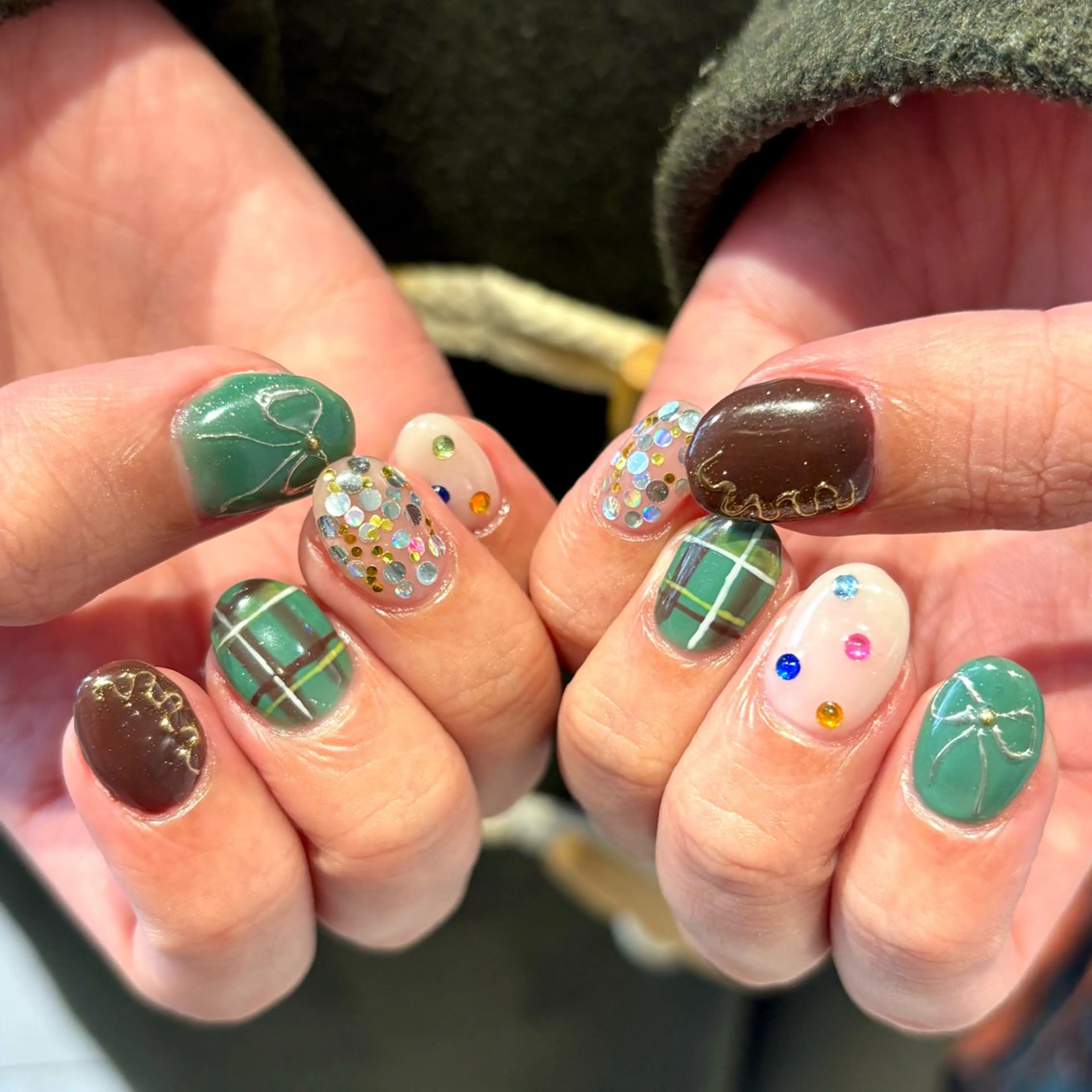 ネイル 冬ネイル クリスマス ハンドネイル Kureha/ネイル トレンドヘアのマツエク・マツパデザイン