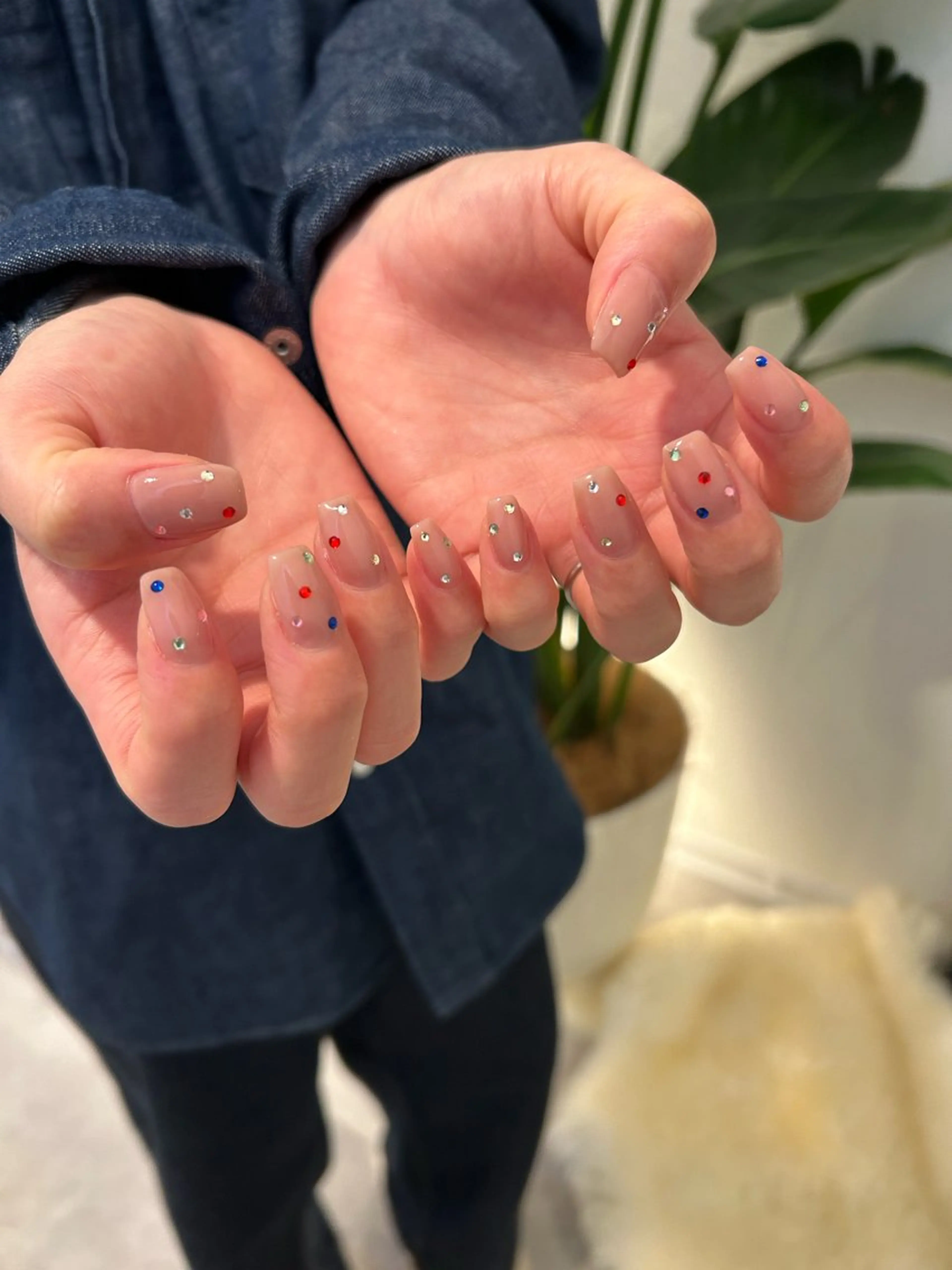 ネイル ハンドネイル repos yoshitomeのネイルデザイン