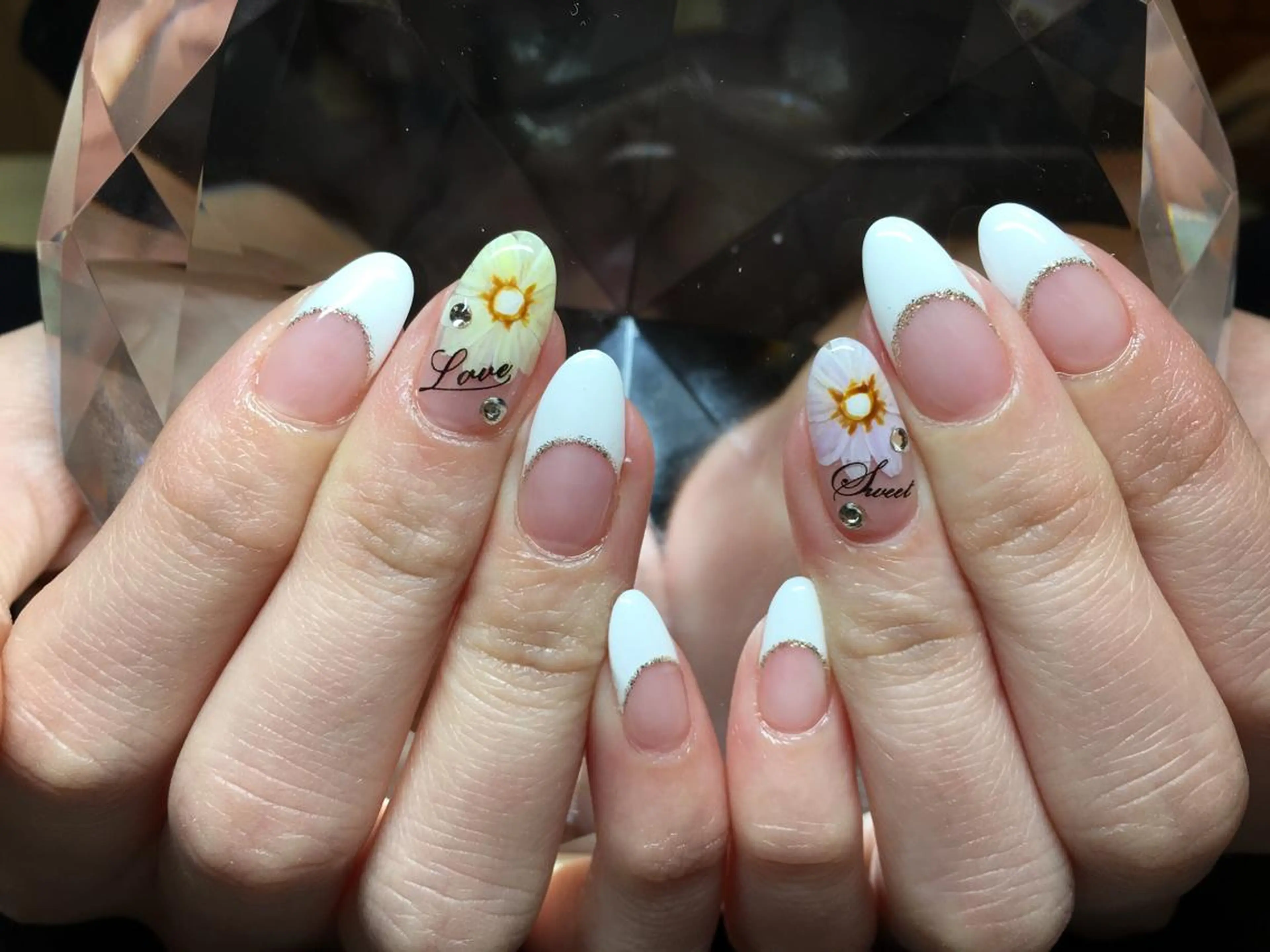 ネイル Li'leaNail AINAのネイルデザイン