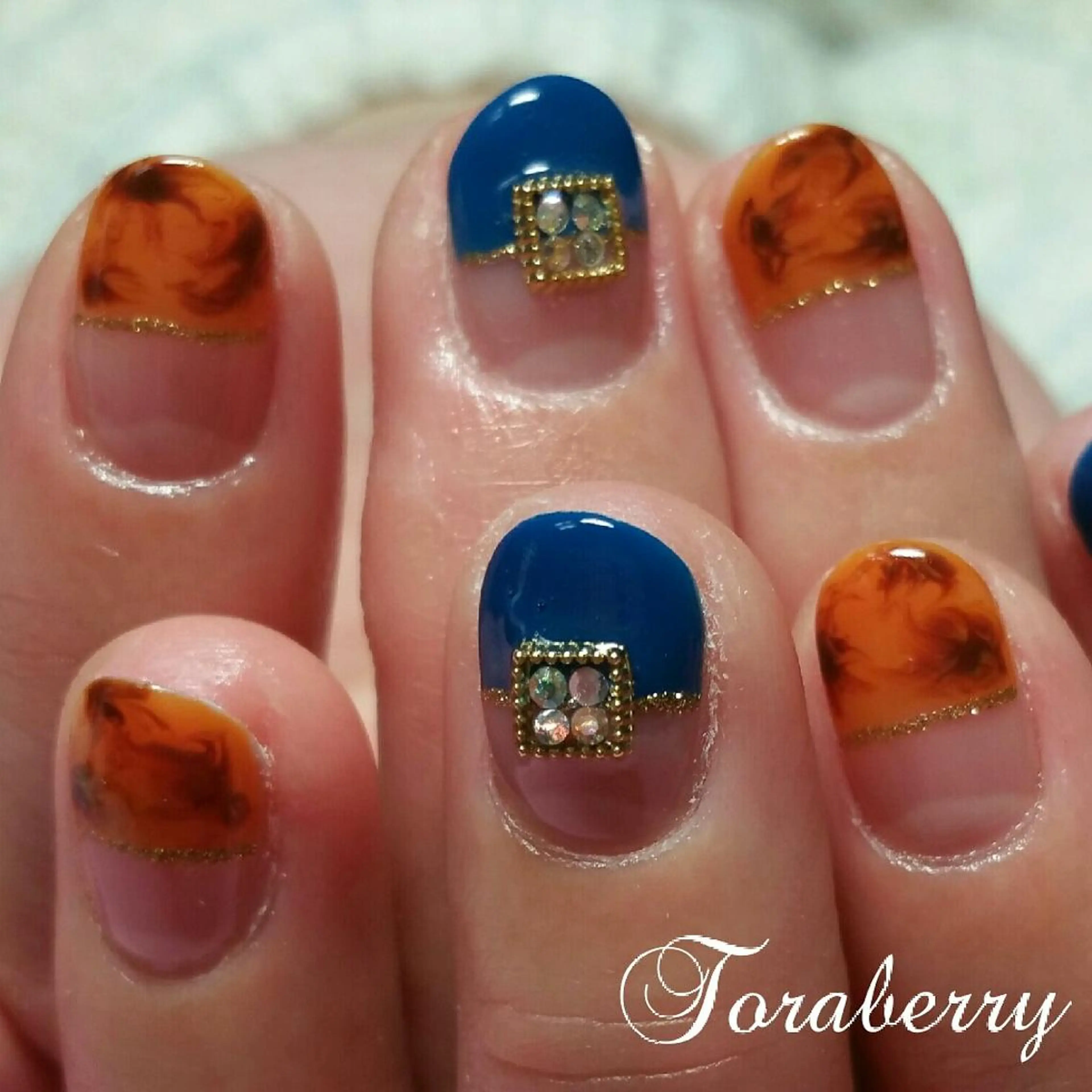 ネイル べっ甲ネイル ネイリスト なつみのネイルデザイン