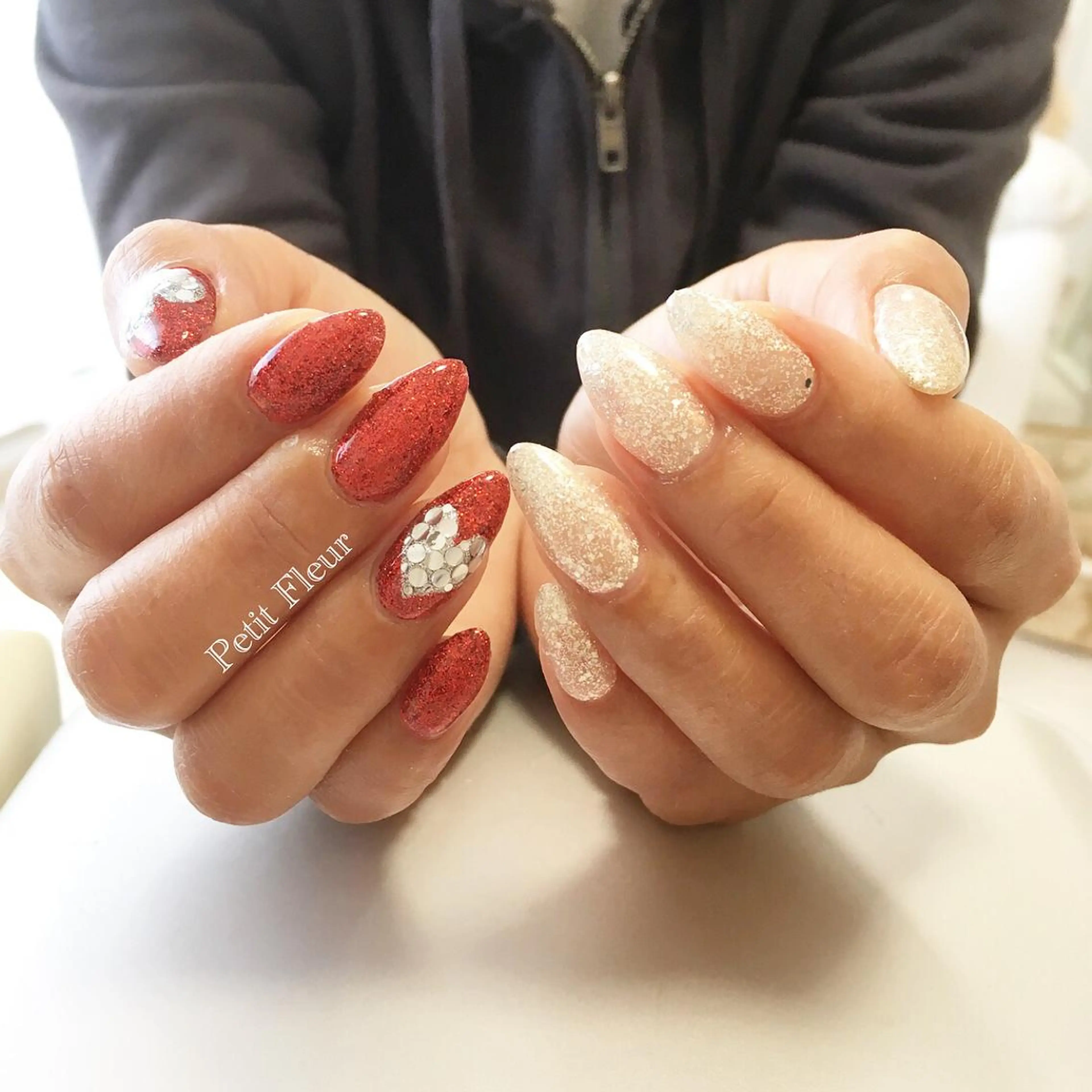 ネイル オーロラネイル ハート ホログラムネイル キラキラネイル ラメ(グリッター) 青柳 亜梨奈のマツエク・マツパデザイン