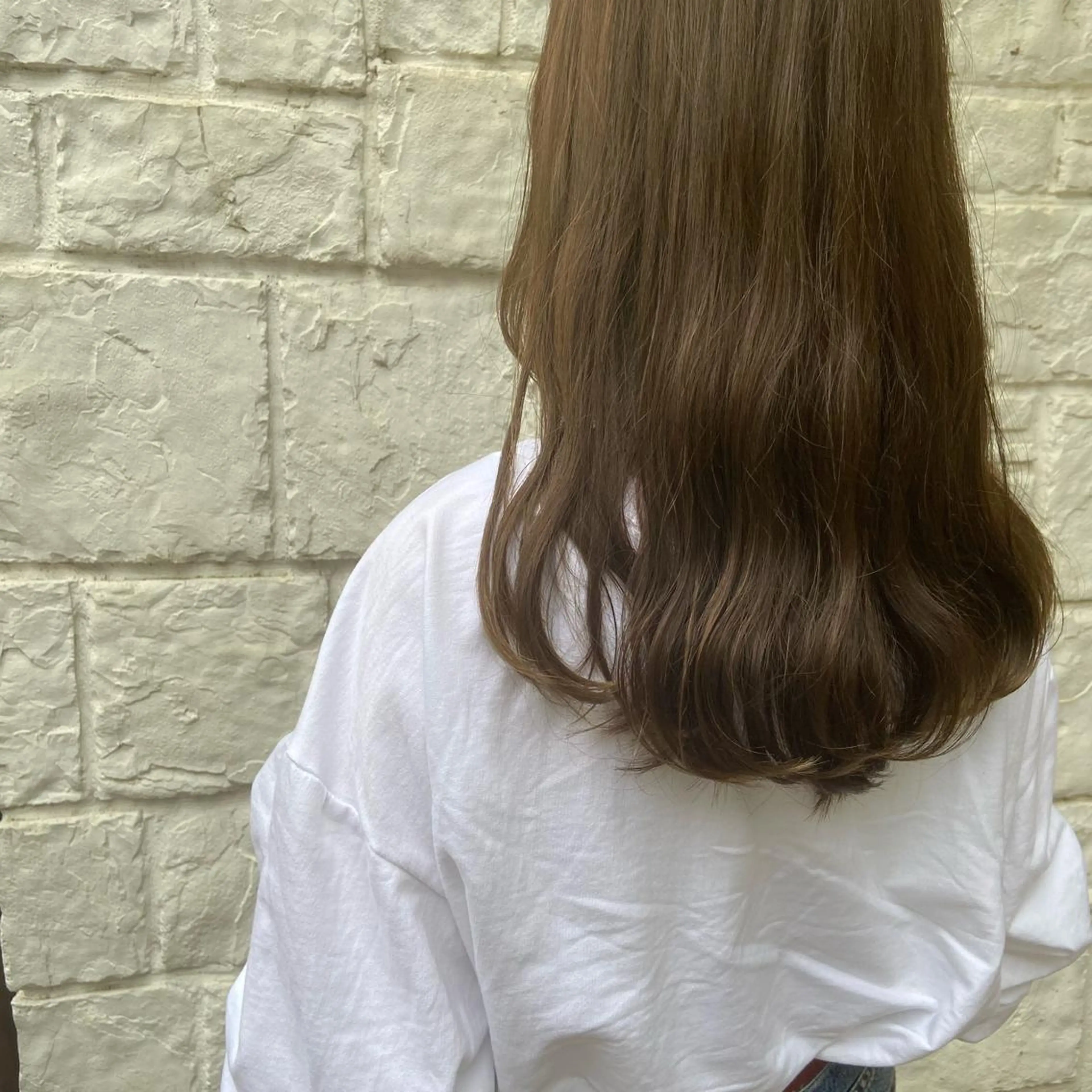 セミロング カラー ブラウンカラー ケアカラー 透明感カラー ナチュラルブラウン カジュアルを女っぽく 𝗮𝘆𝗮𝗰𝗼のヘアスタイル