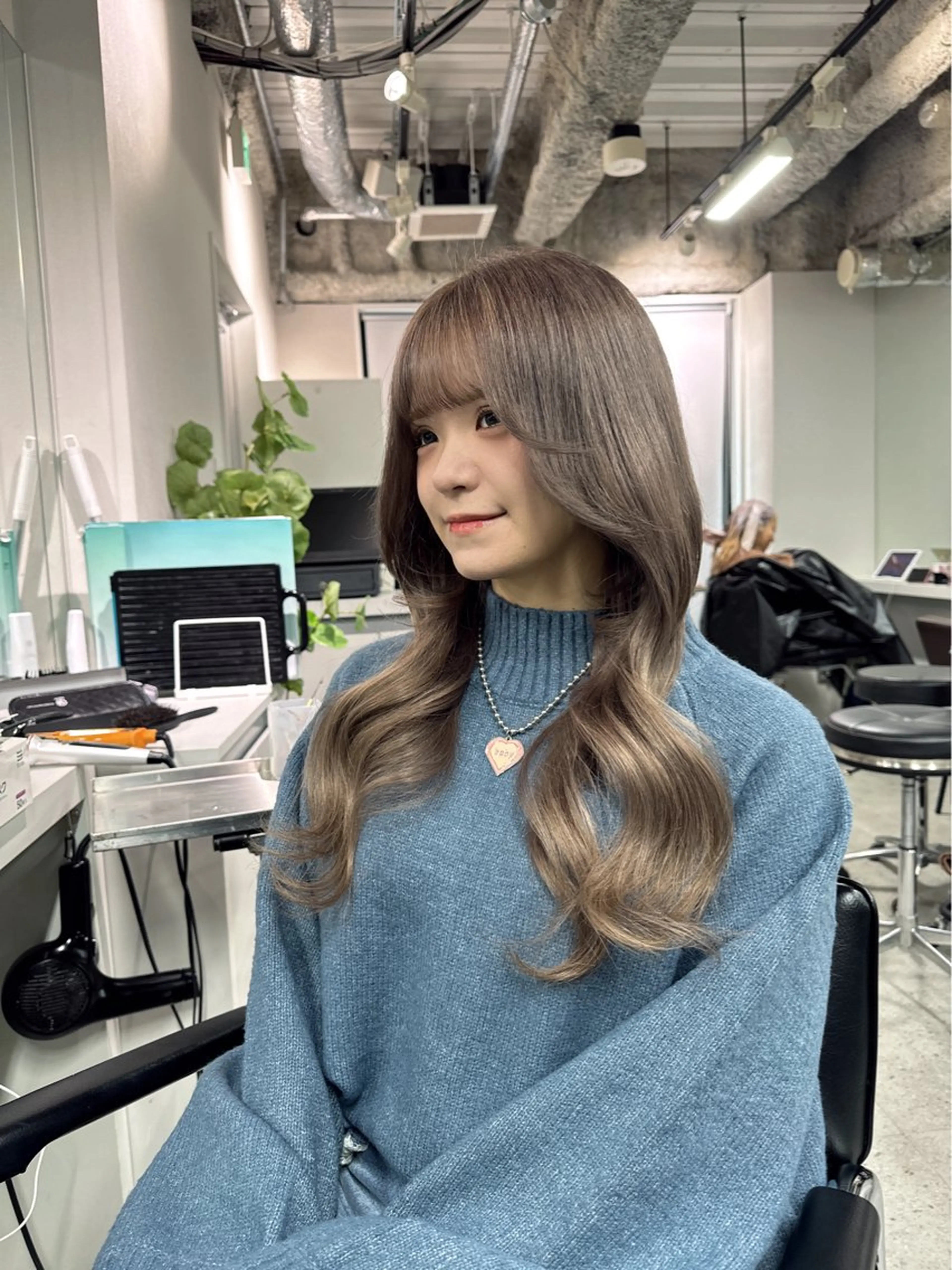 ロング バレイヤージュ ボブ🌈ナツヤのヘアスタイル