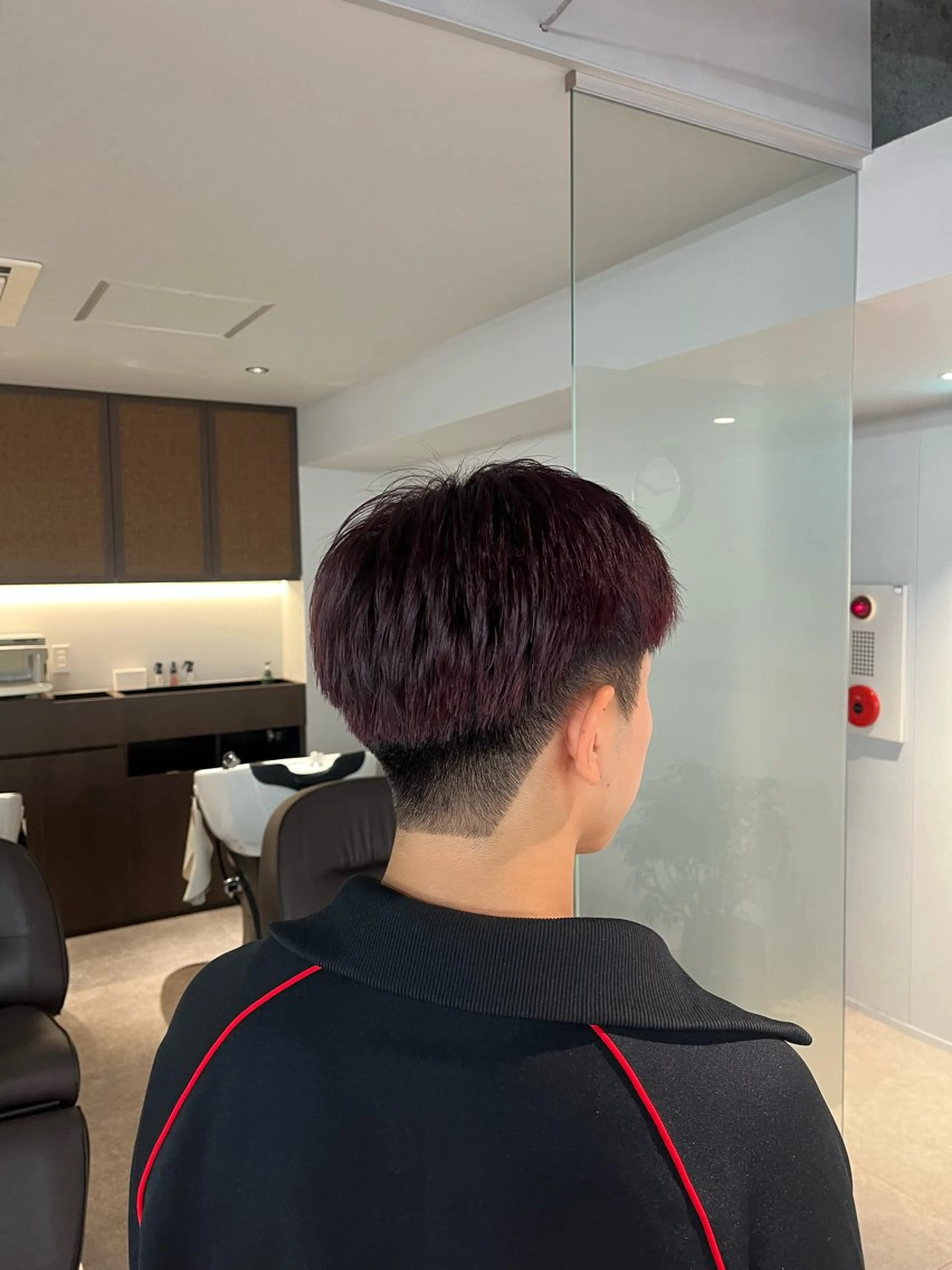 カラー AYA/films ショート／レイヤーのヘアスタイル