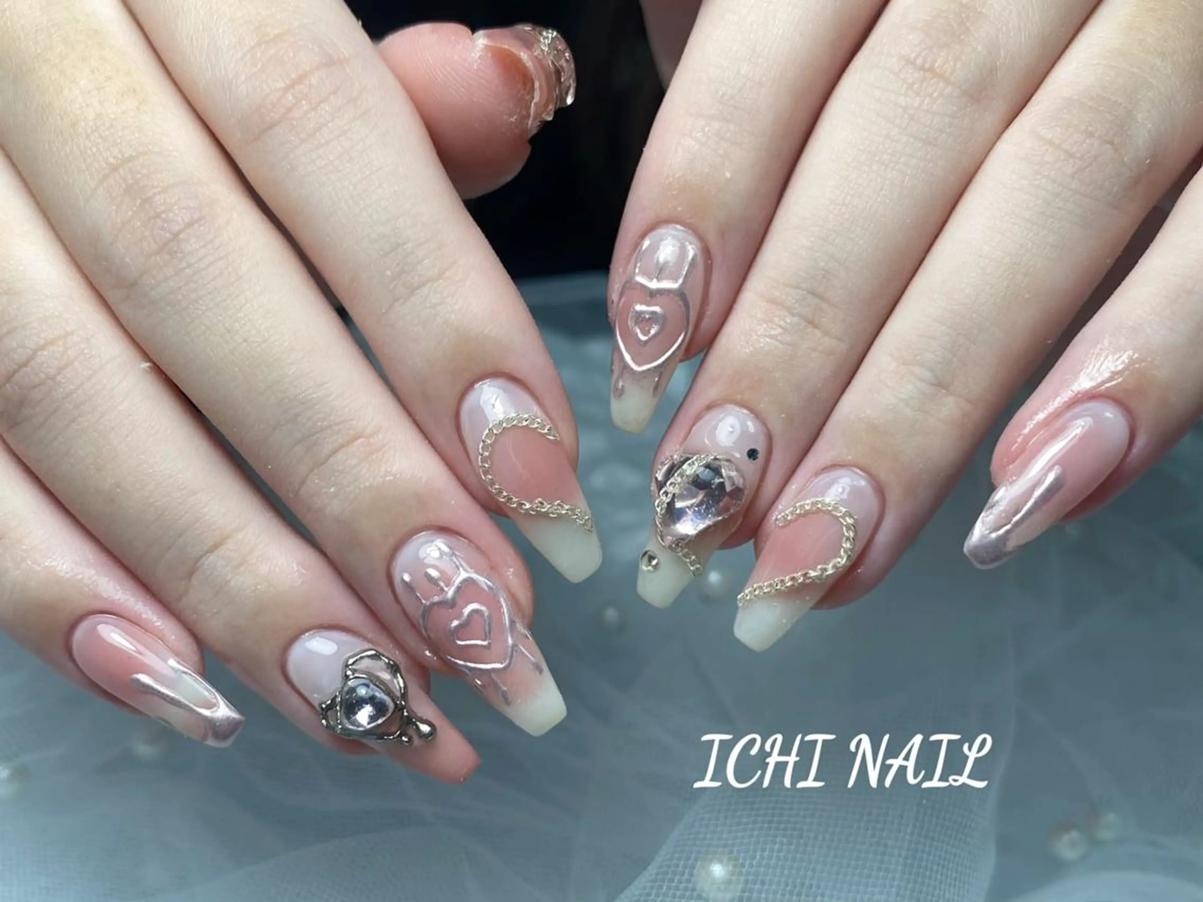 ネイル ハンドネイル 🧚🏻‍♀️ NOHA🎀のネイルデザイン