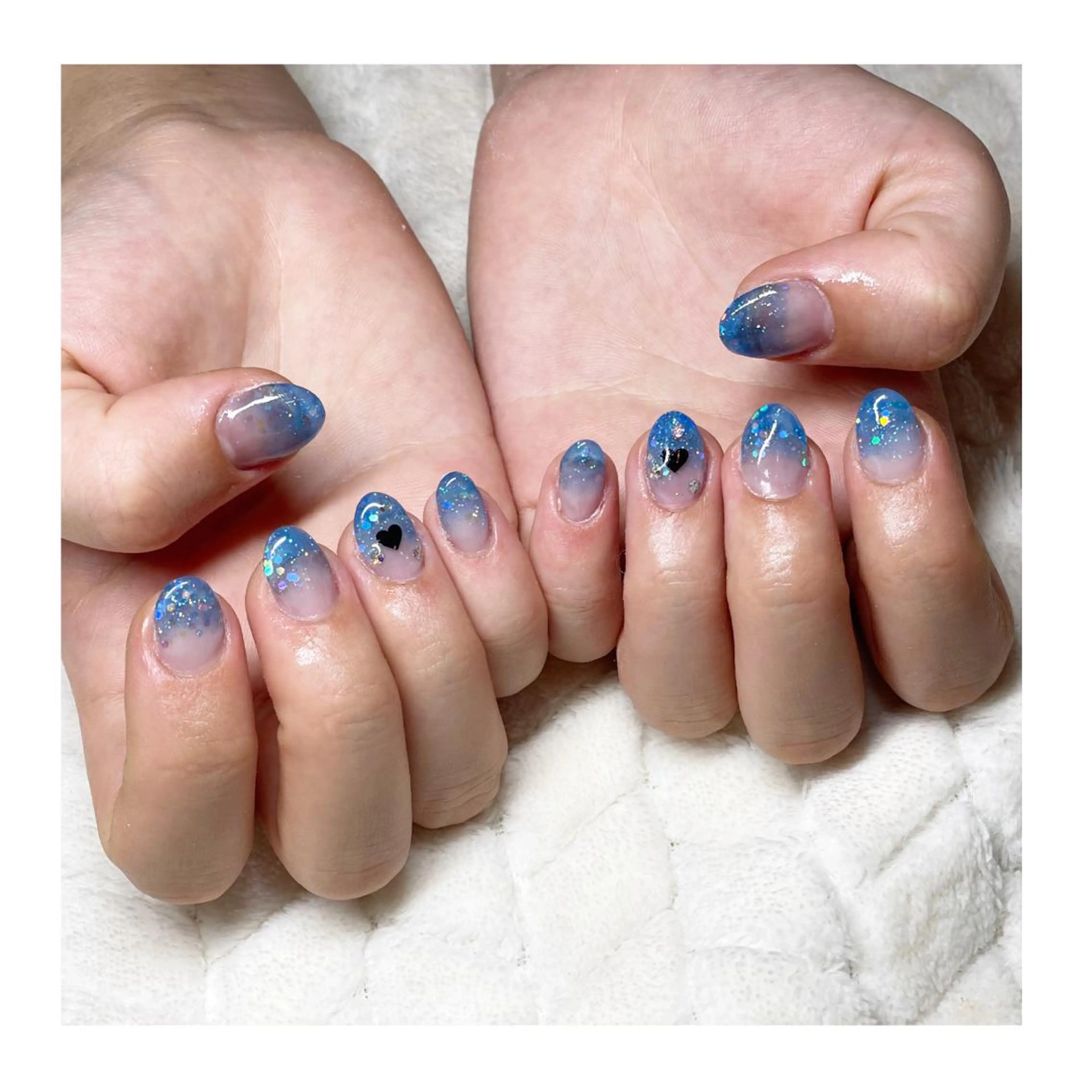 ネイル ブルー グラデーション ハート ラメ(グリッター) スカルプネイル ハンドネイル LaLa Peach 福岡のマツエク・マツパデザイン