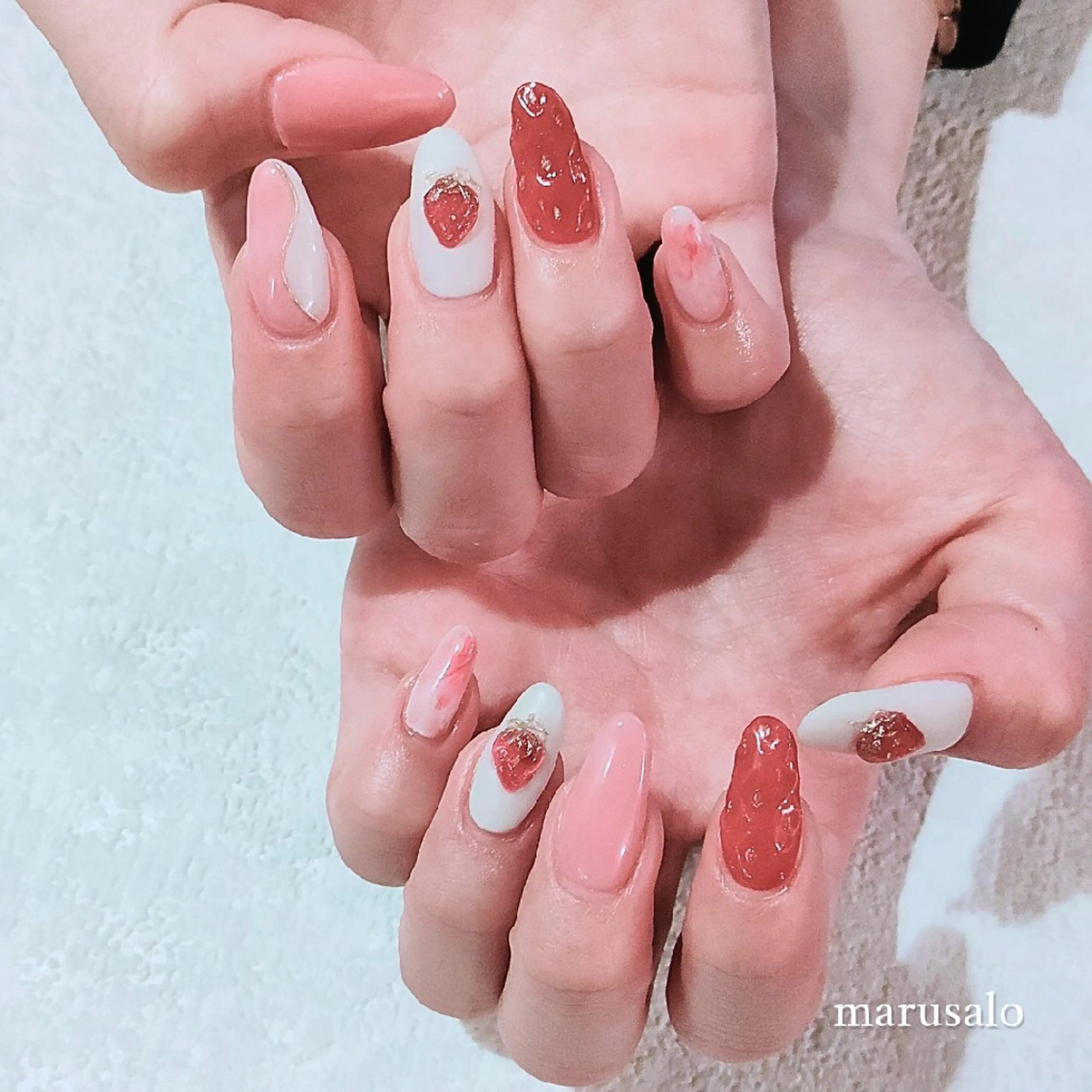ネイル ミラーネイル ピンク 赤色 春ネイル marusalo nailのネイルデザイン