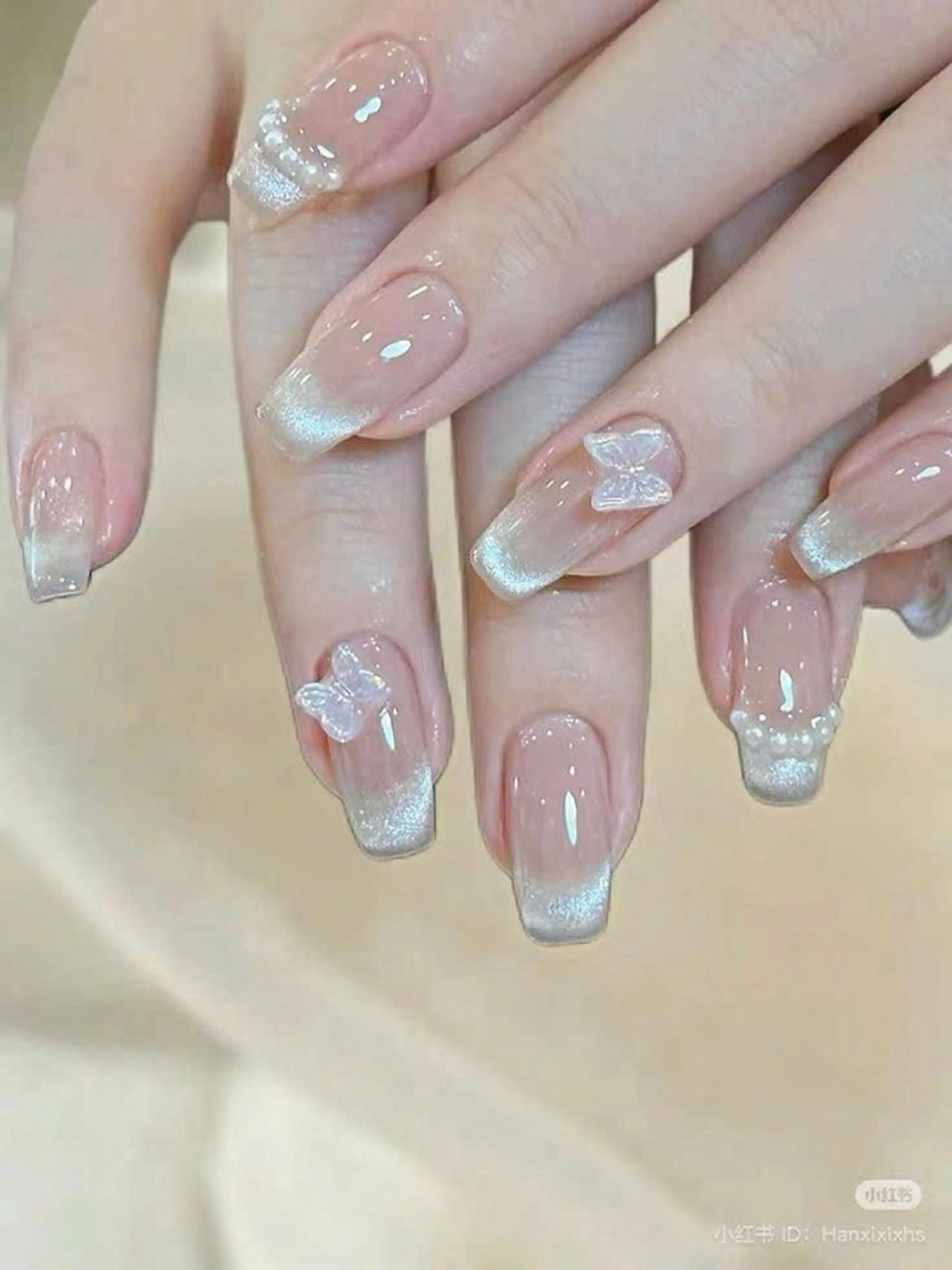 ネイル フレンチネイル マグネットネイル マグネットフレンチ ハンドネイル ANA.CHUO NAILSのネイルデザイン