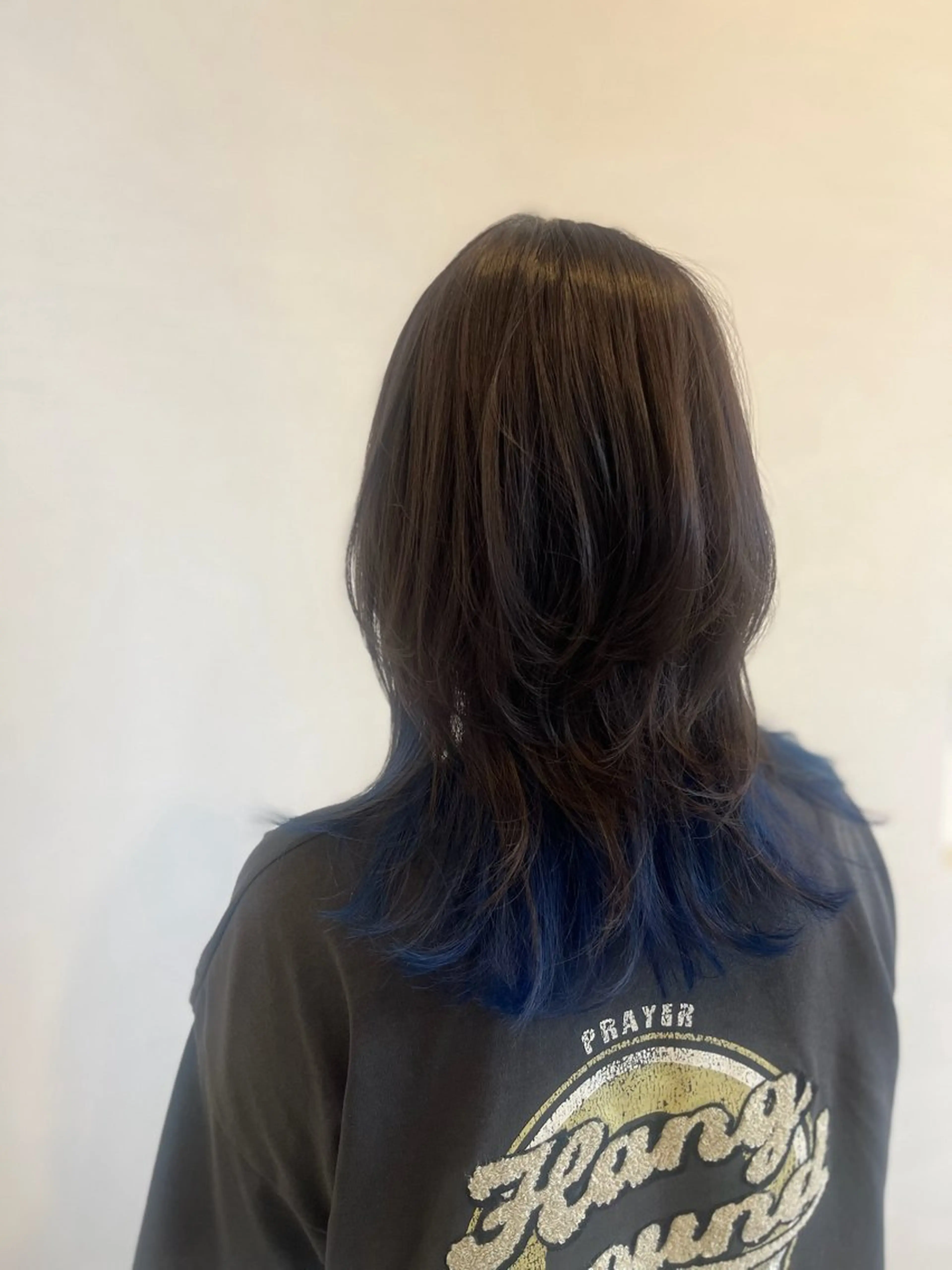 カラー アトリエファゴ Noaのヘアスタイル