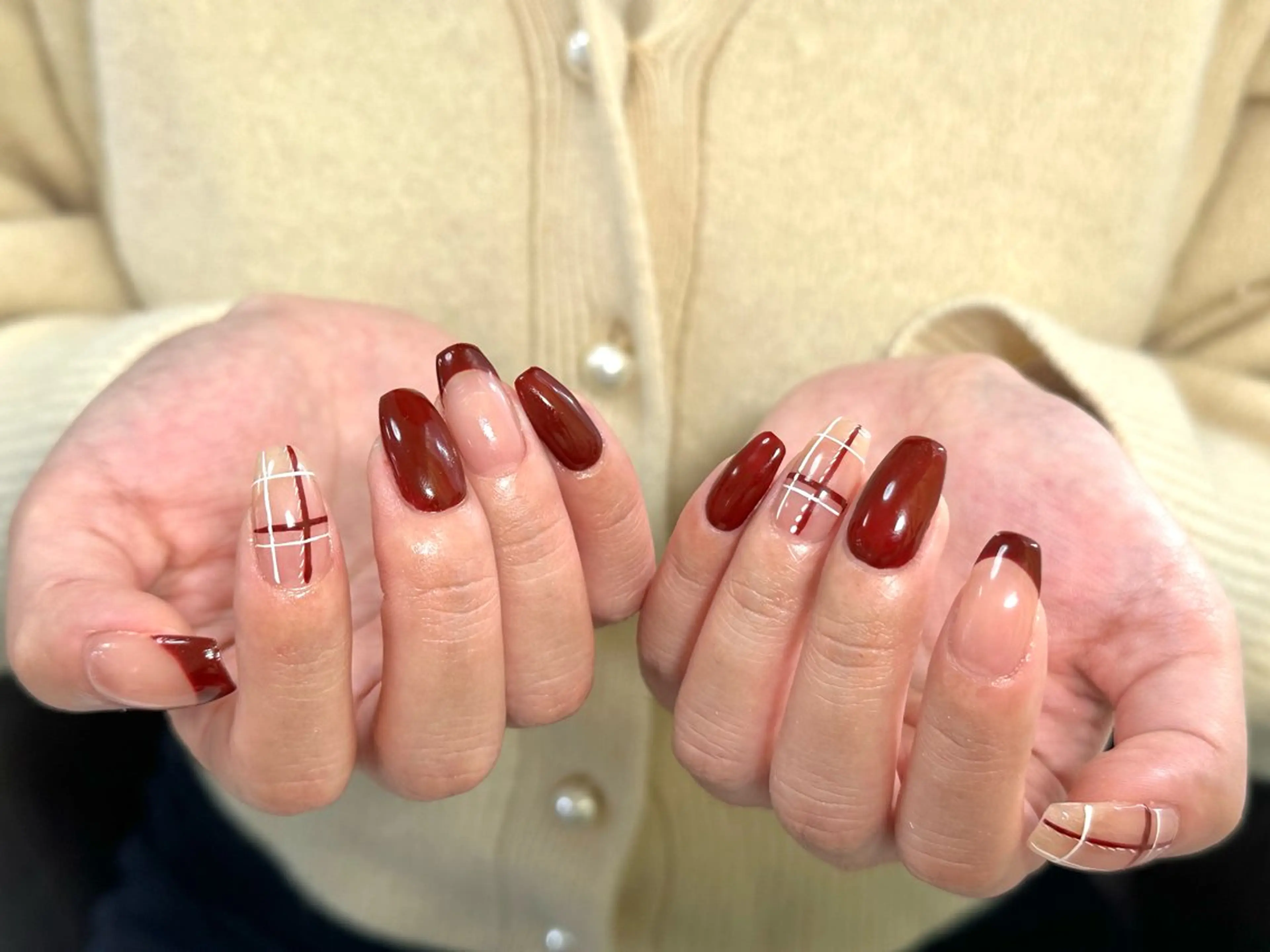 ネイル ハンドネイル ハンドケア 🍑 momo_nailのネイルデザイン