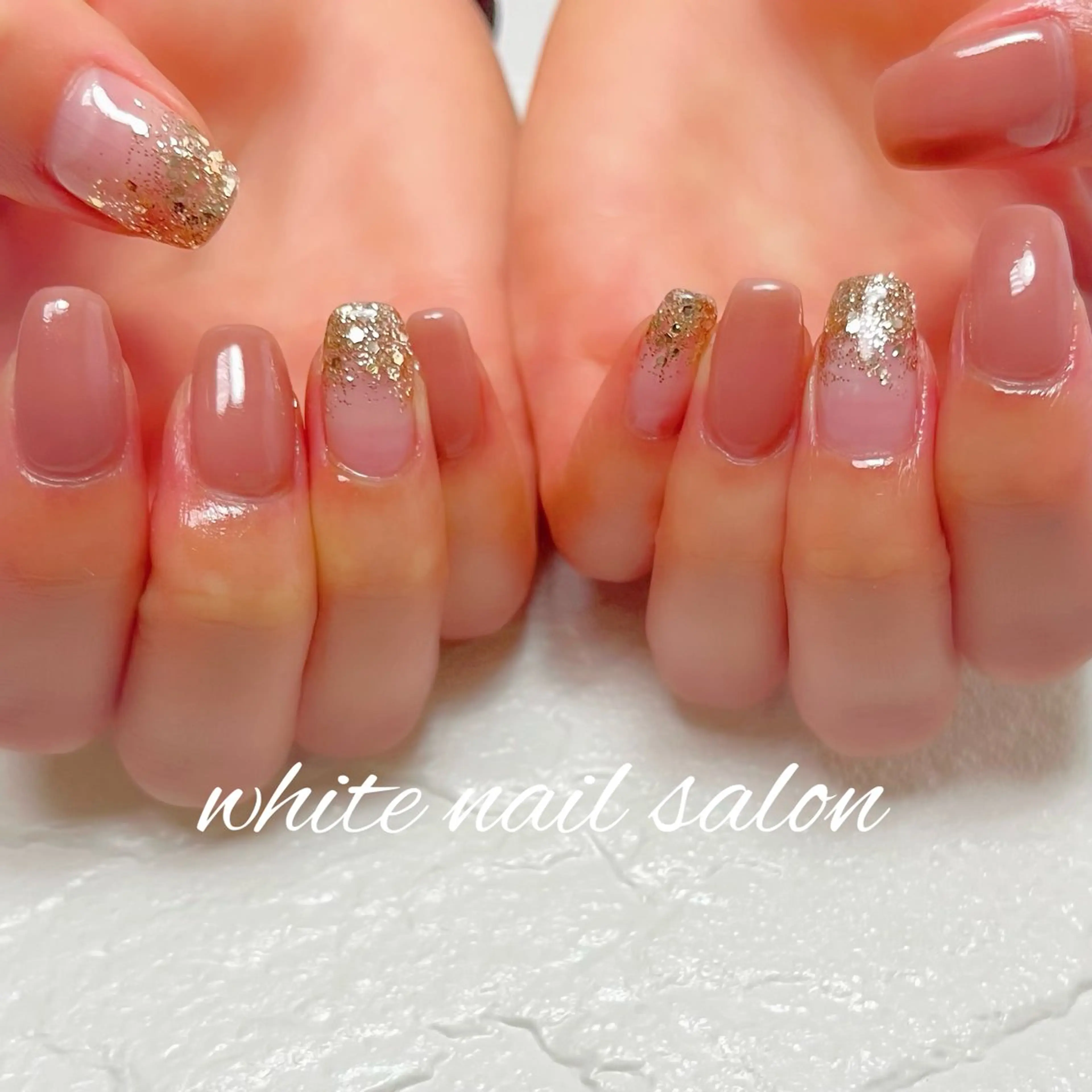 ネイル ラメ(グリッター) シンプルネイル white nail salonのネイルデザイン
