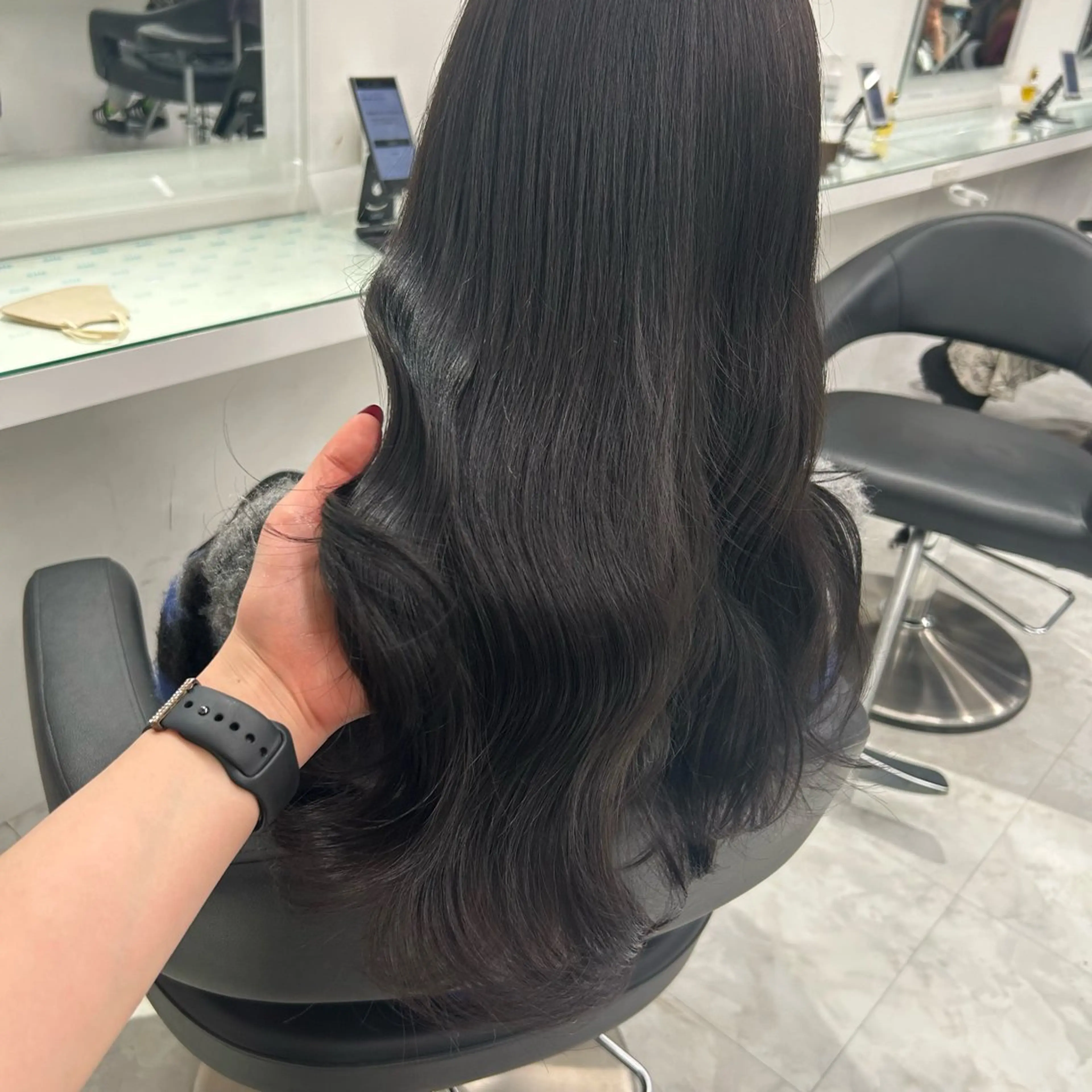 セミロング 🤍大人っぽ韓国暗髪 🤍Asuka🤍のヘアスタイル