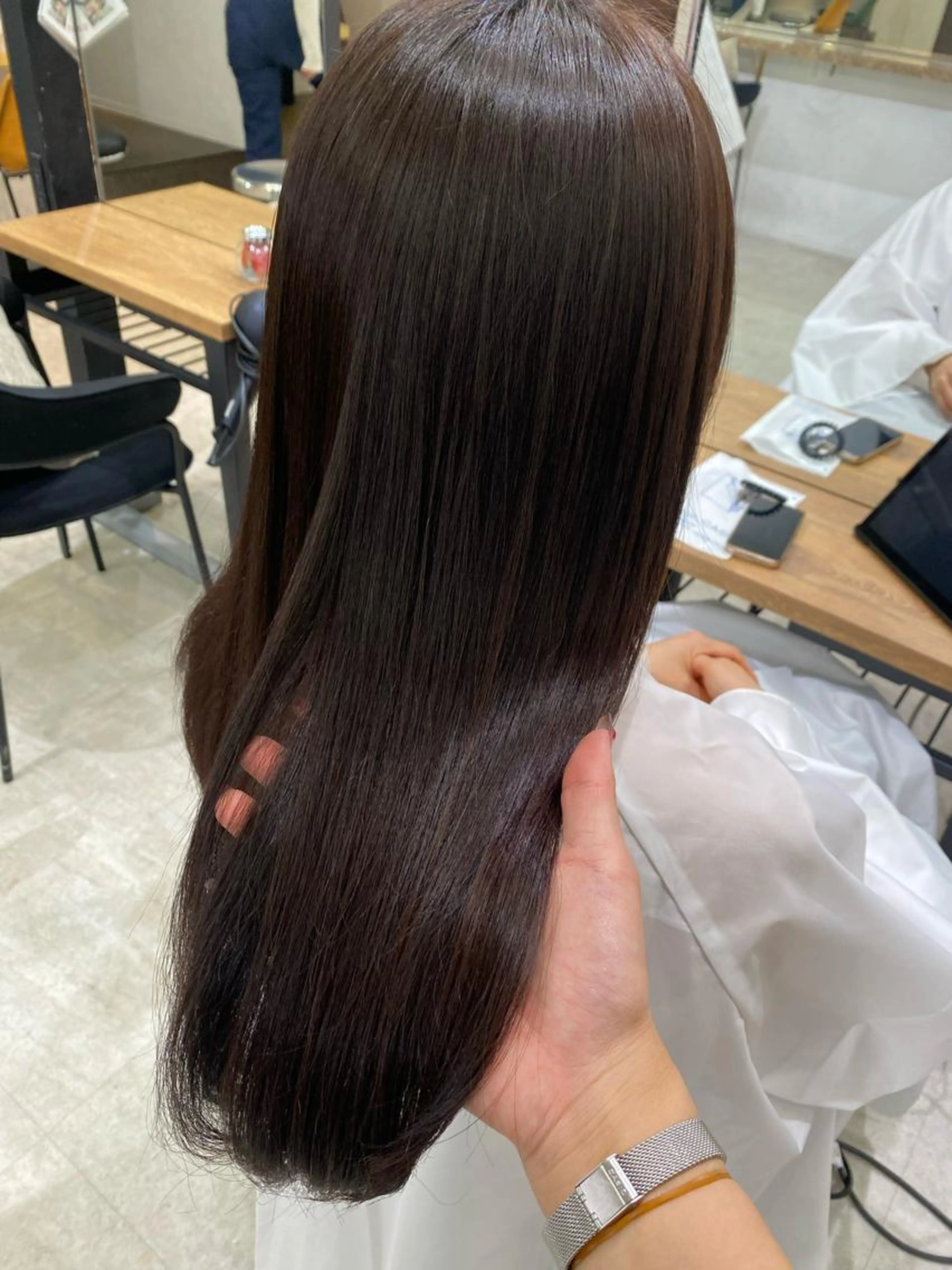 【🫧梅雨で広がる髪の毛に🫧】美髪縮毛矯正➕ケアトリートメントの写真