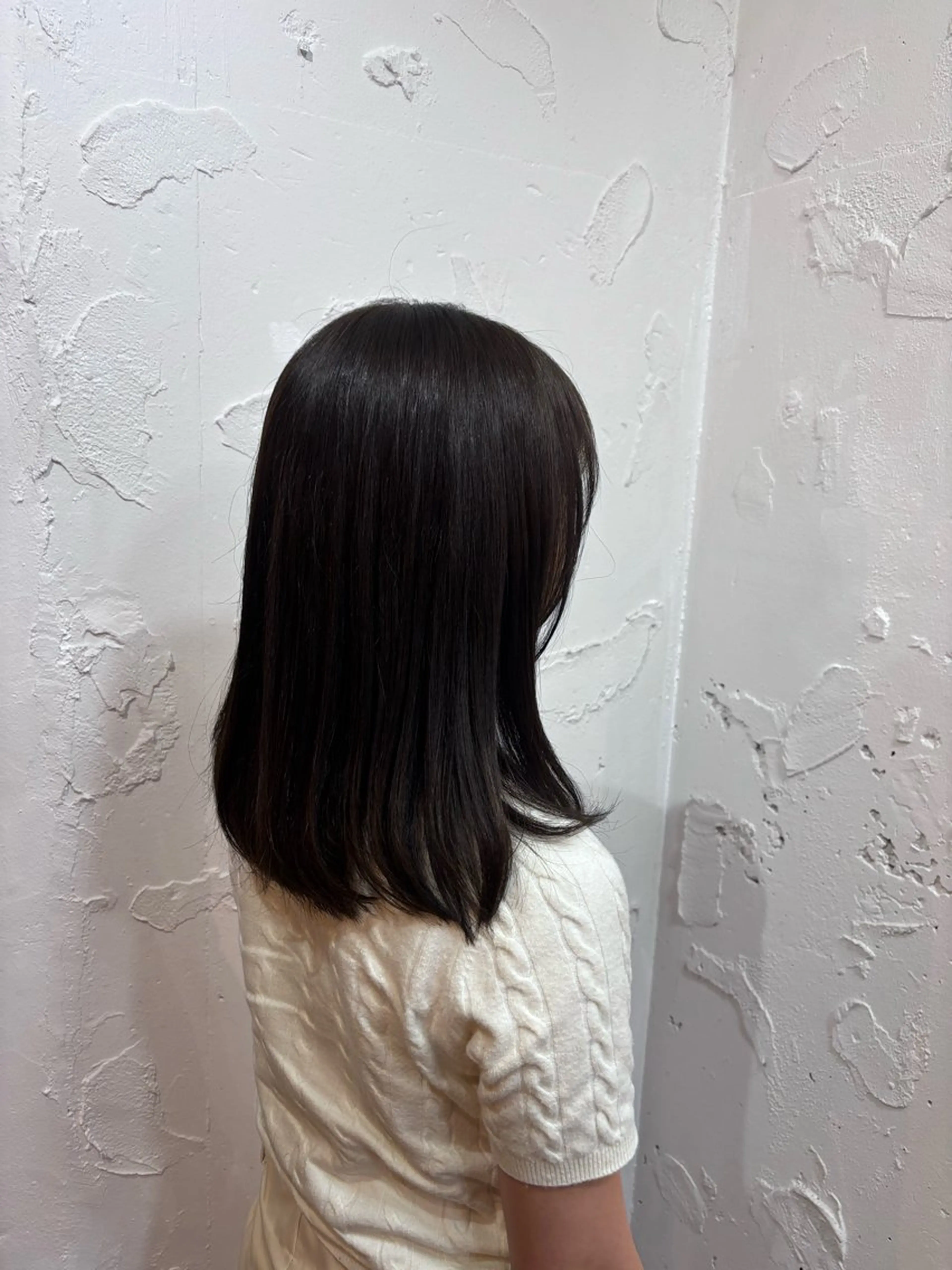 セミロング パープルカラー 顔周りカット カット ヘアカラー 髙木 雅子のヘアスタイル