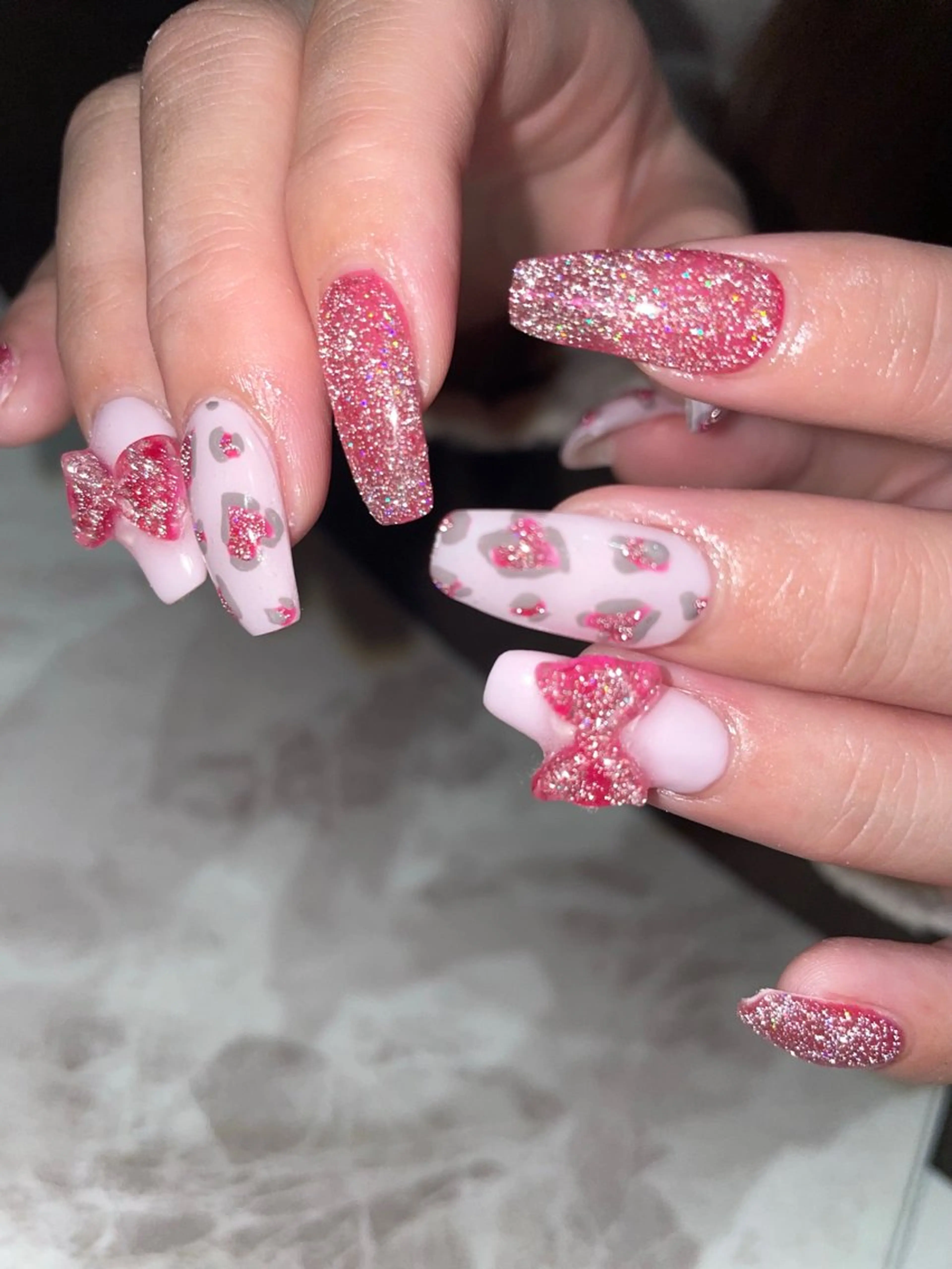 ロング m kaori𓃟のネイルデザイン