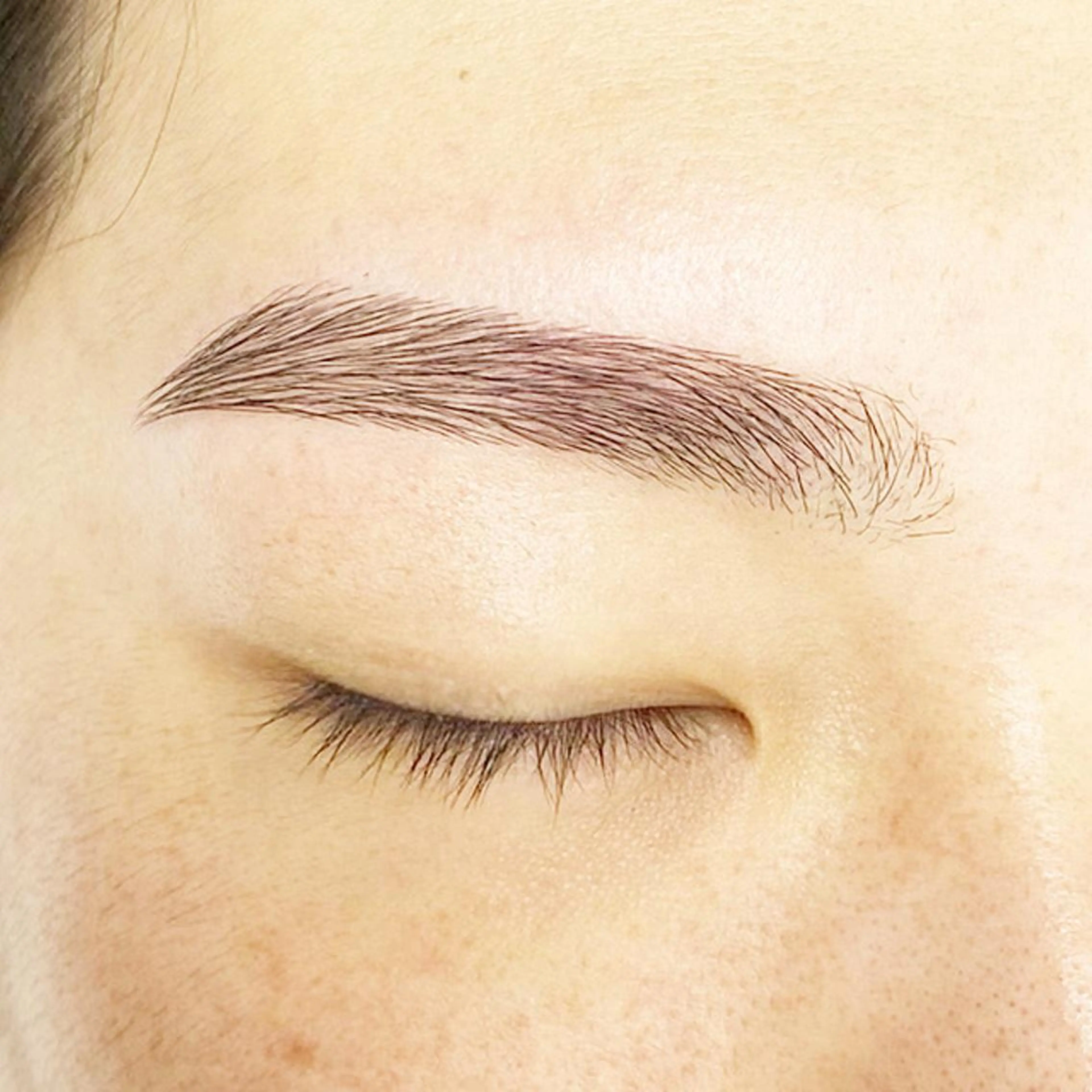 【全員】メンズアイブロウスタイリングの写真