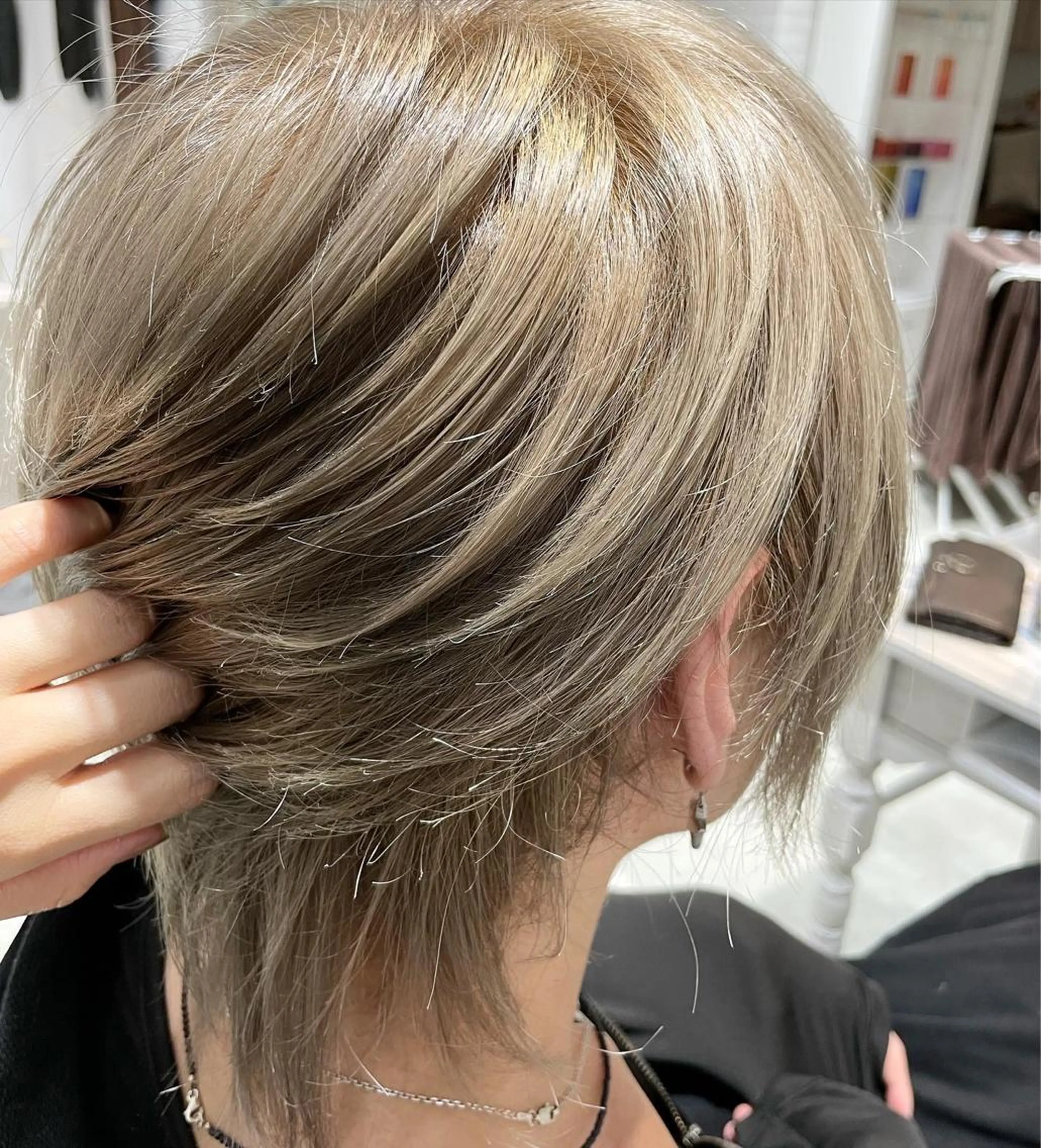 カラー ベージュカラー ホワイトベージュ 🎨 SHIORI🥀のヘアスタイル