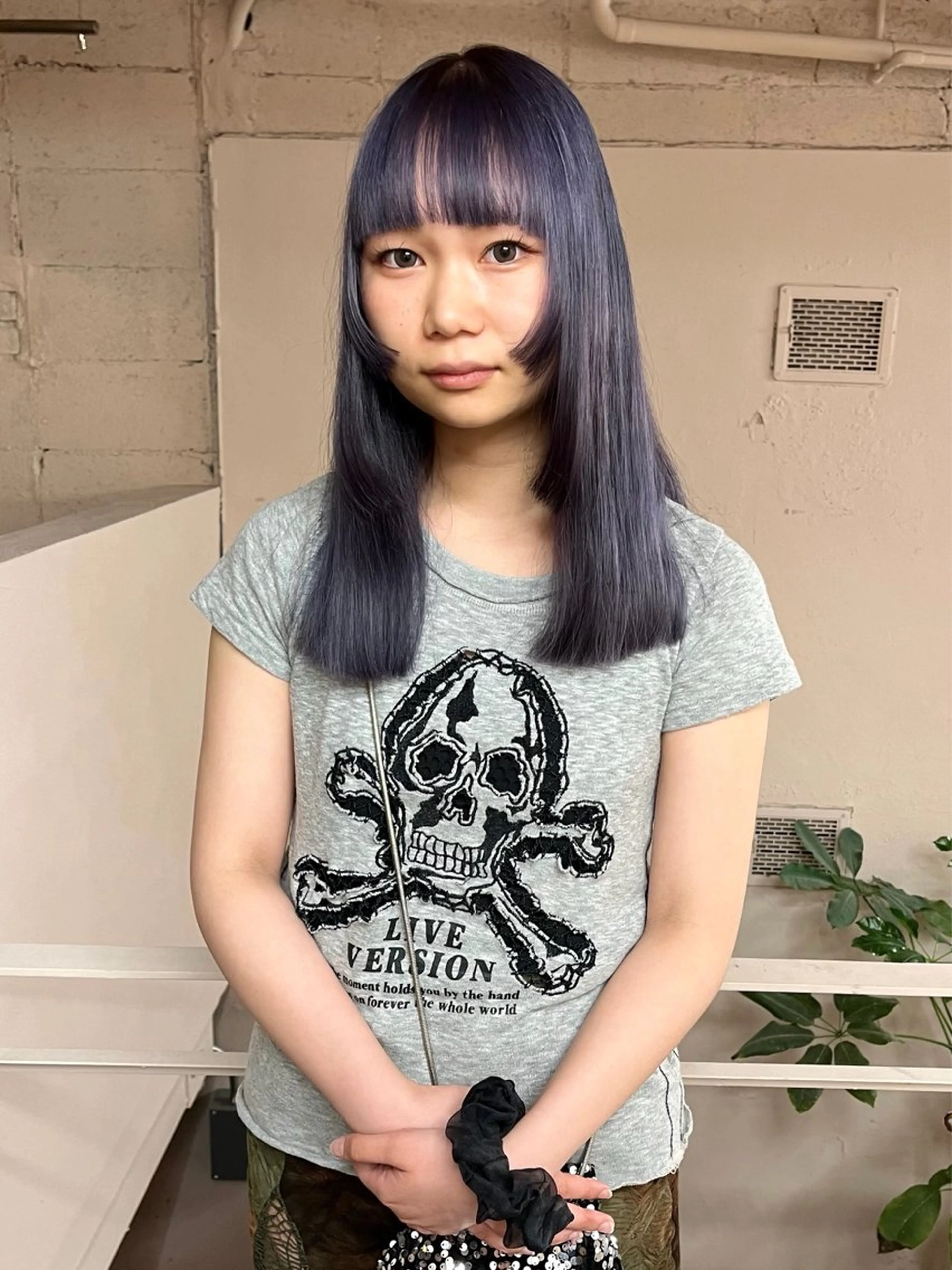 ミディアム カラー ラベンダーカラー ラベンダーグレー レイヤーカット/ ハイトーン/mikiのヘアスタイル