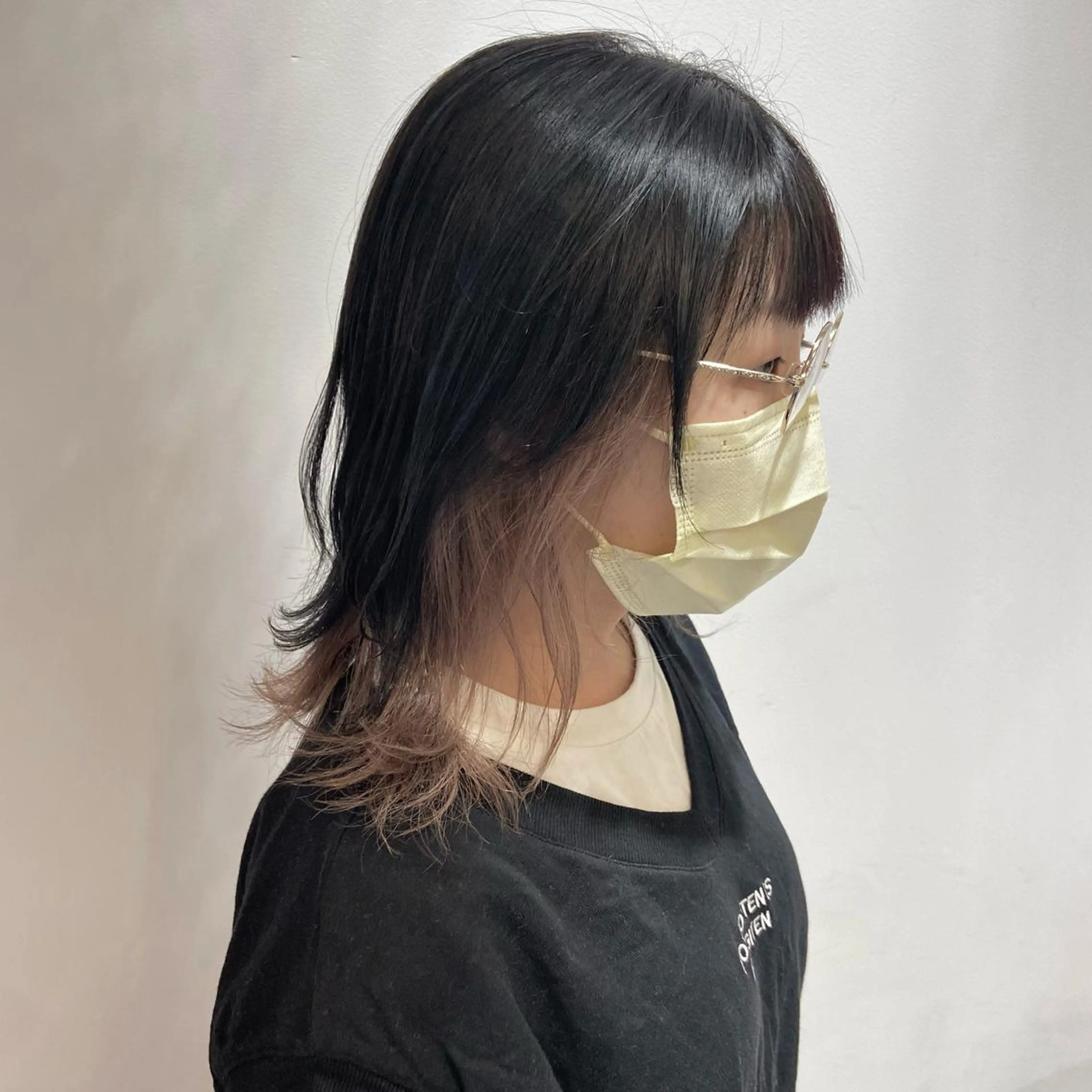 ミディアム ヘアカラー 🐺ウルフ/レイヤー 似合わせ‎🤍沙羅のヘアスタイル