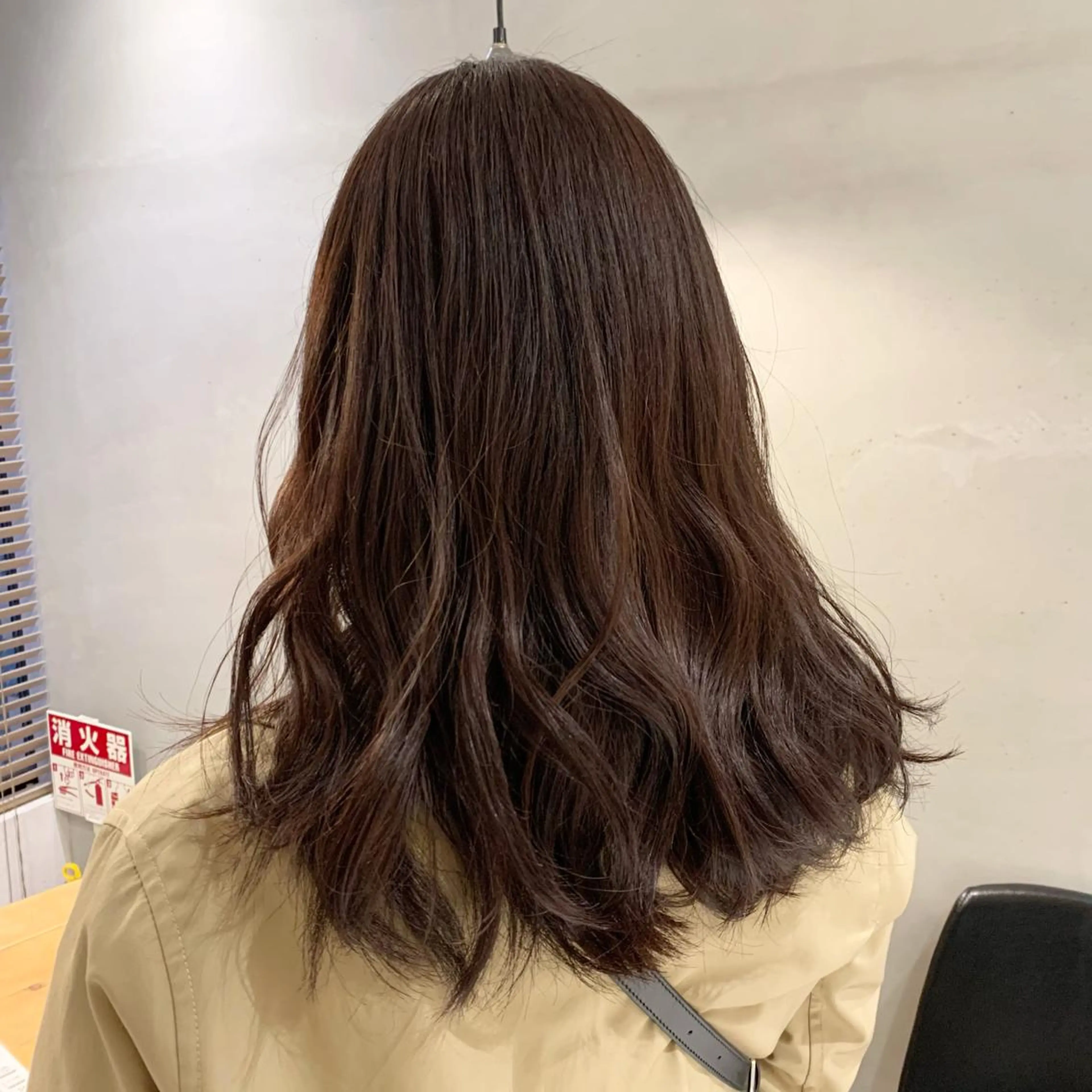 ミディアム カラー 外山 実咲のヘアスタイル